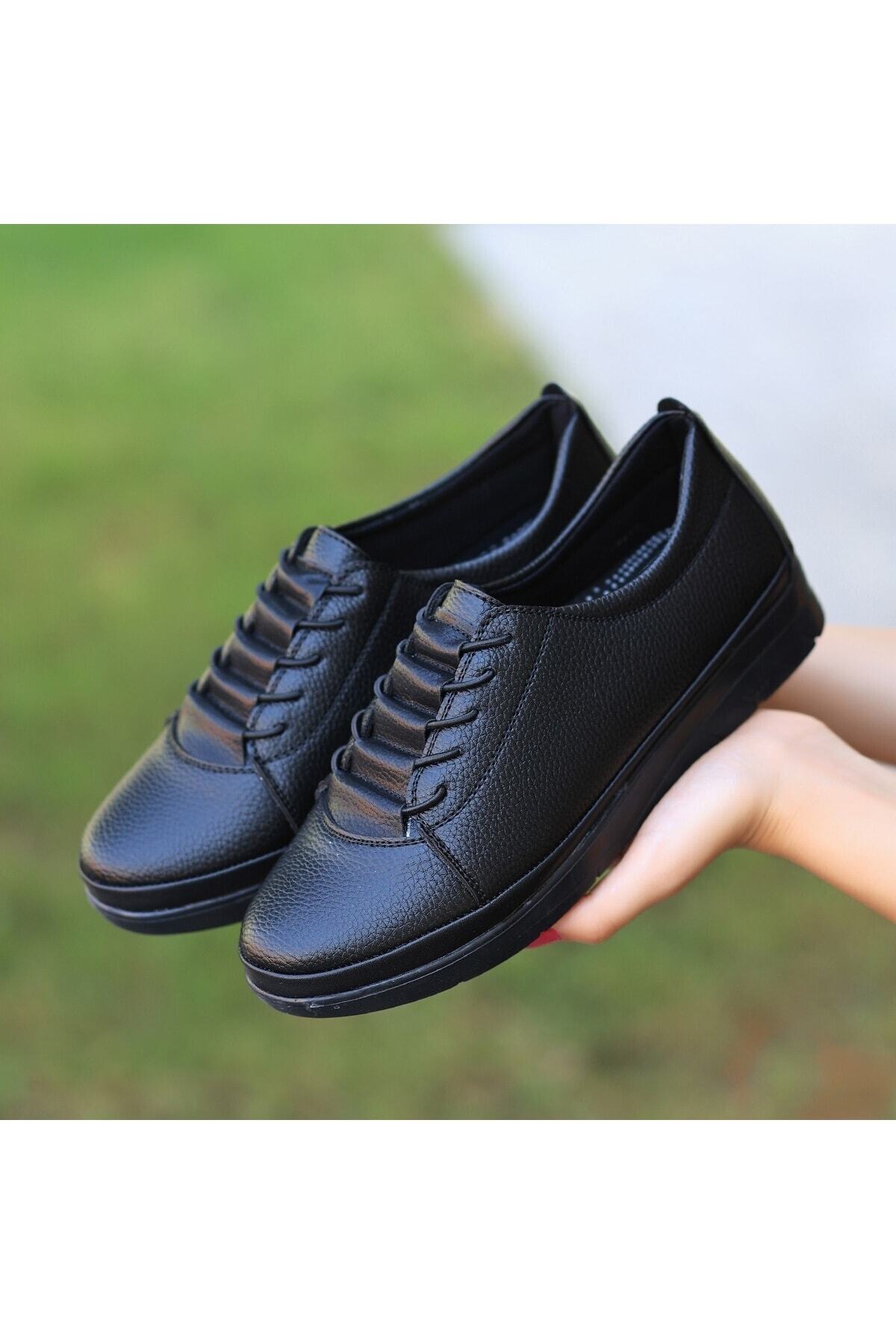 Dixi Siyah Cilt Bağcıklı Spor Ayakkabı