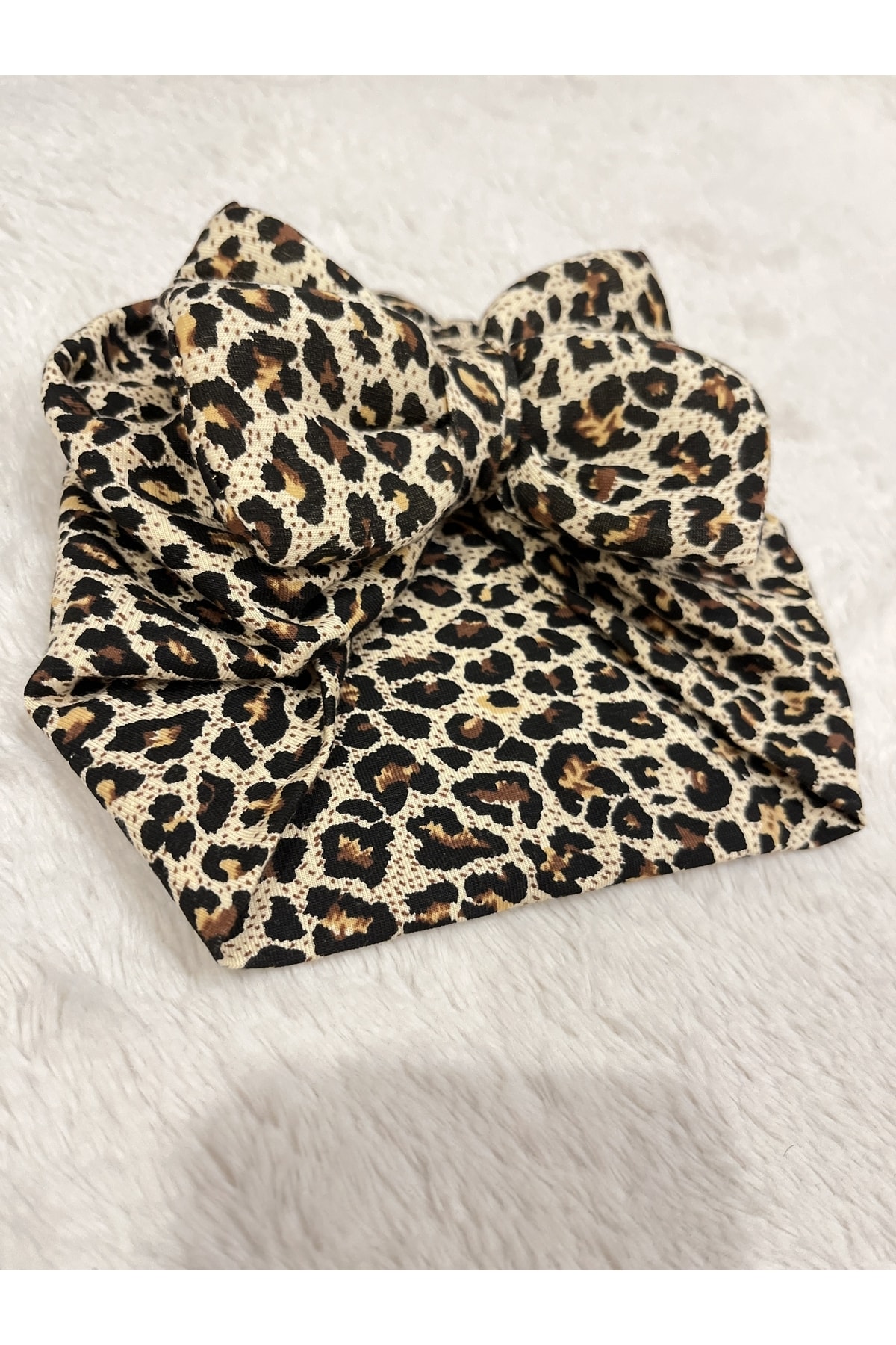 Kız Bebek Leoparlı Ve Kalp Desenli 2'li Saç Bonesi Seti 4