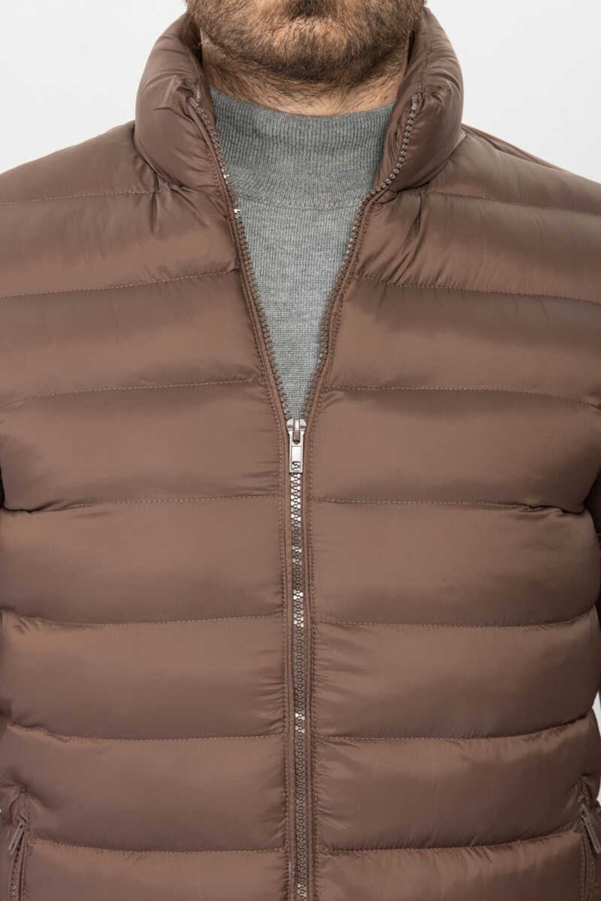 کاپشن  0de8-1670