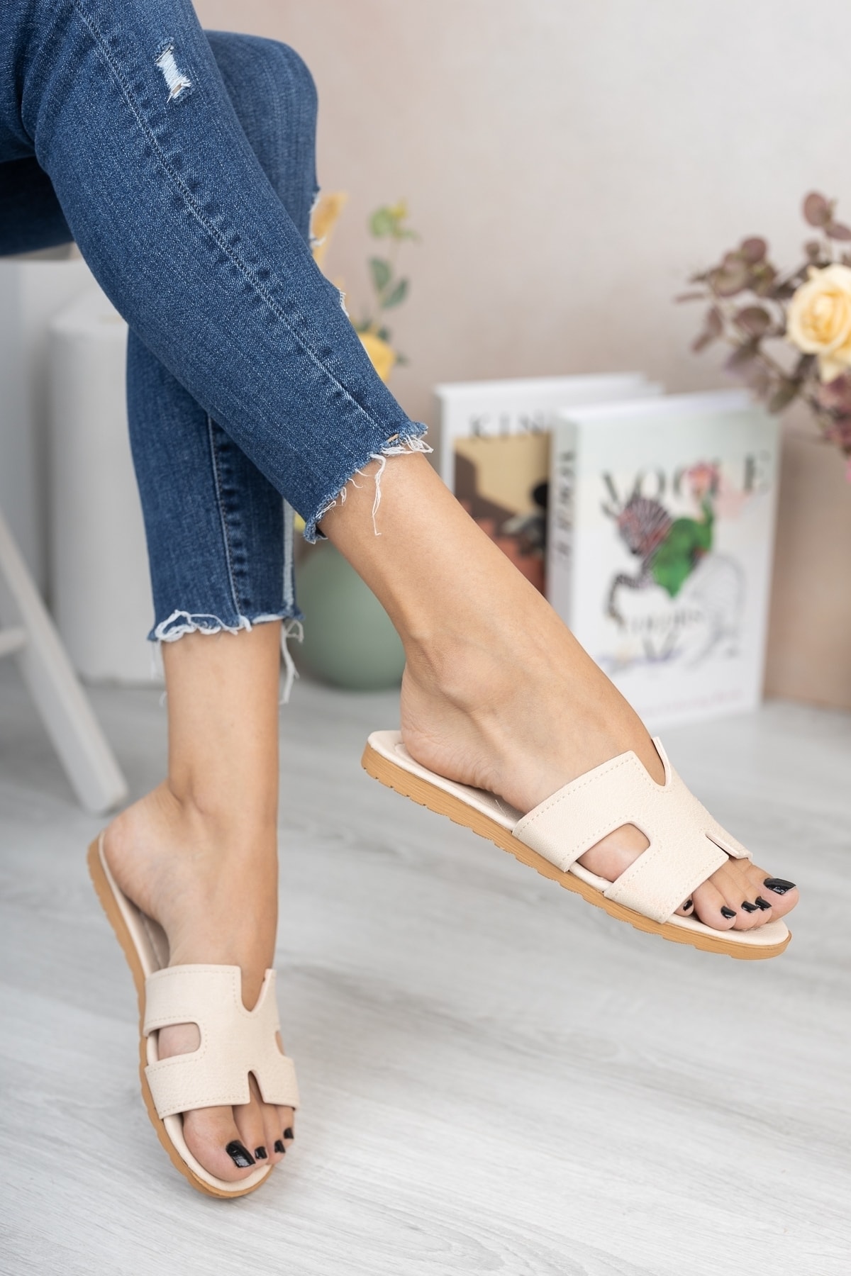 Women's Beige Slippers Cream