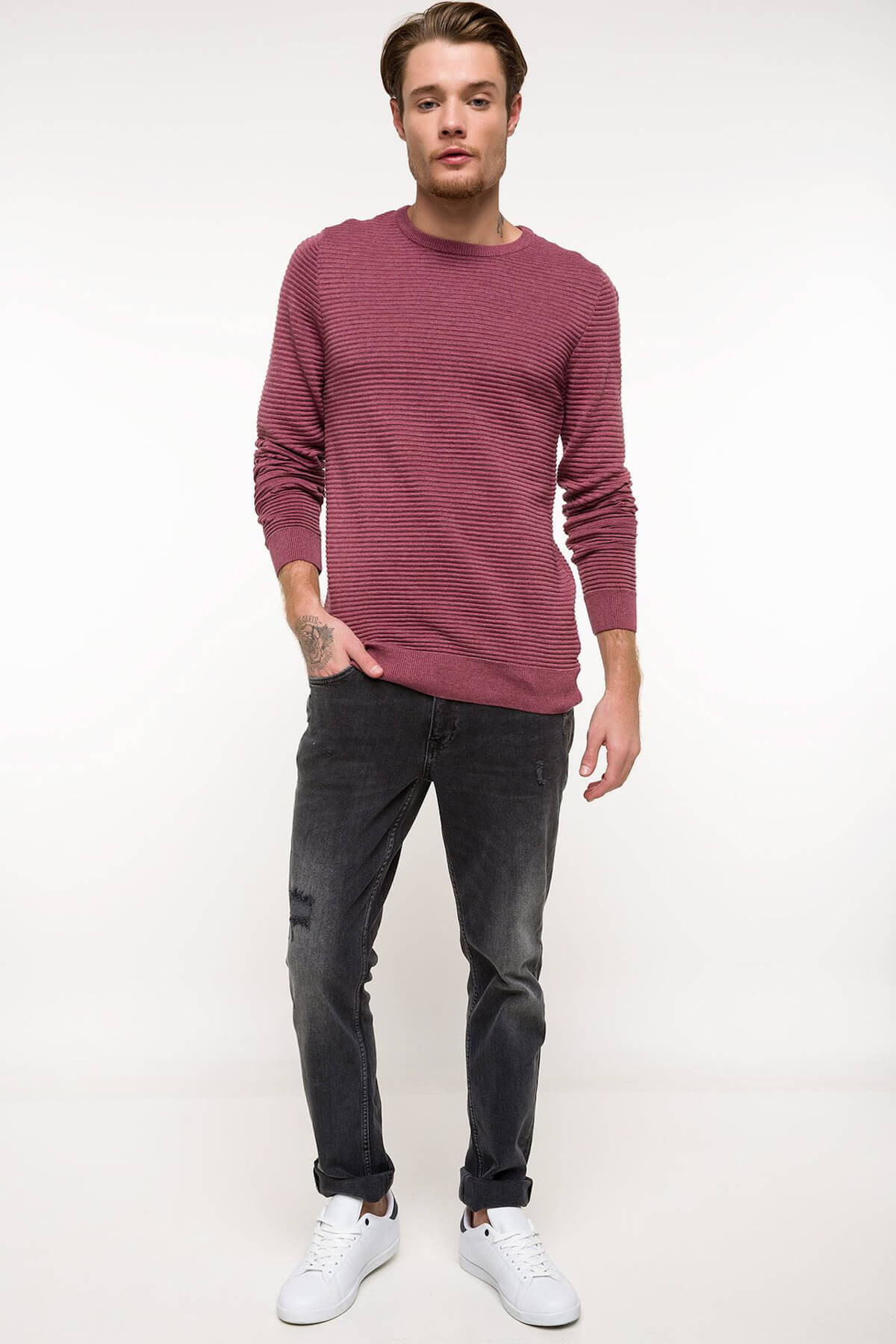 complete the look image