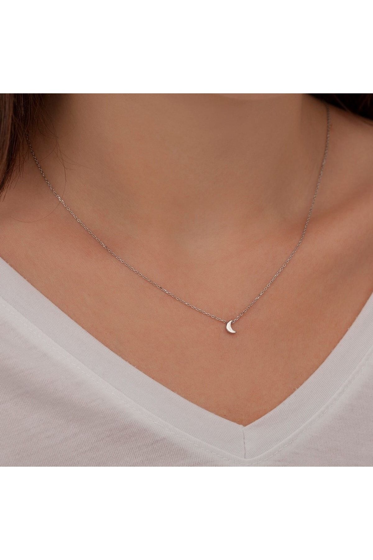 Accessorize moon necklace store