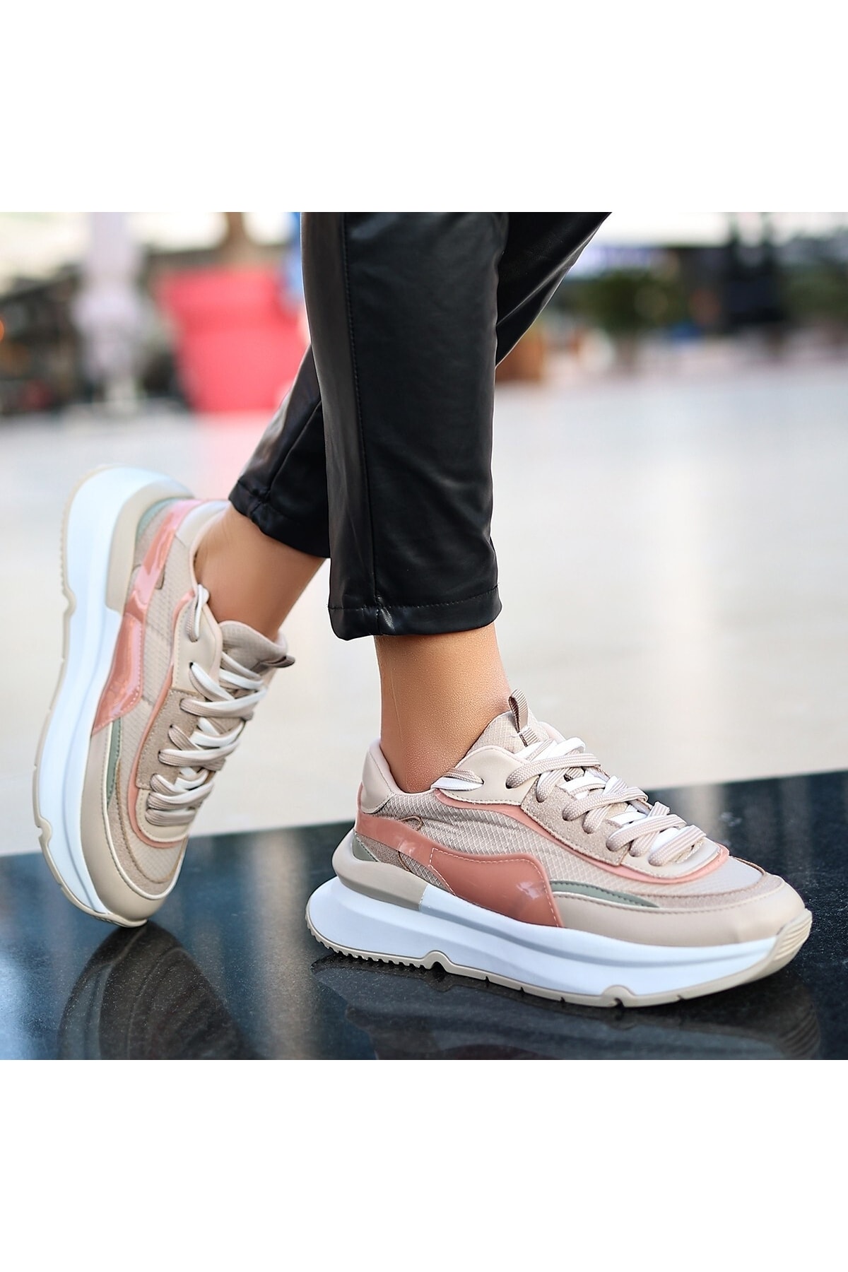 Kadın Aleh Vizon Cilt Bağcıklı Spor Ayakkabı