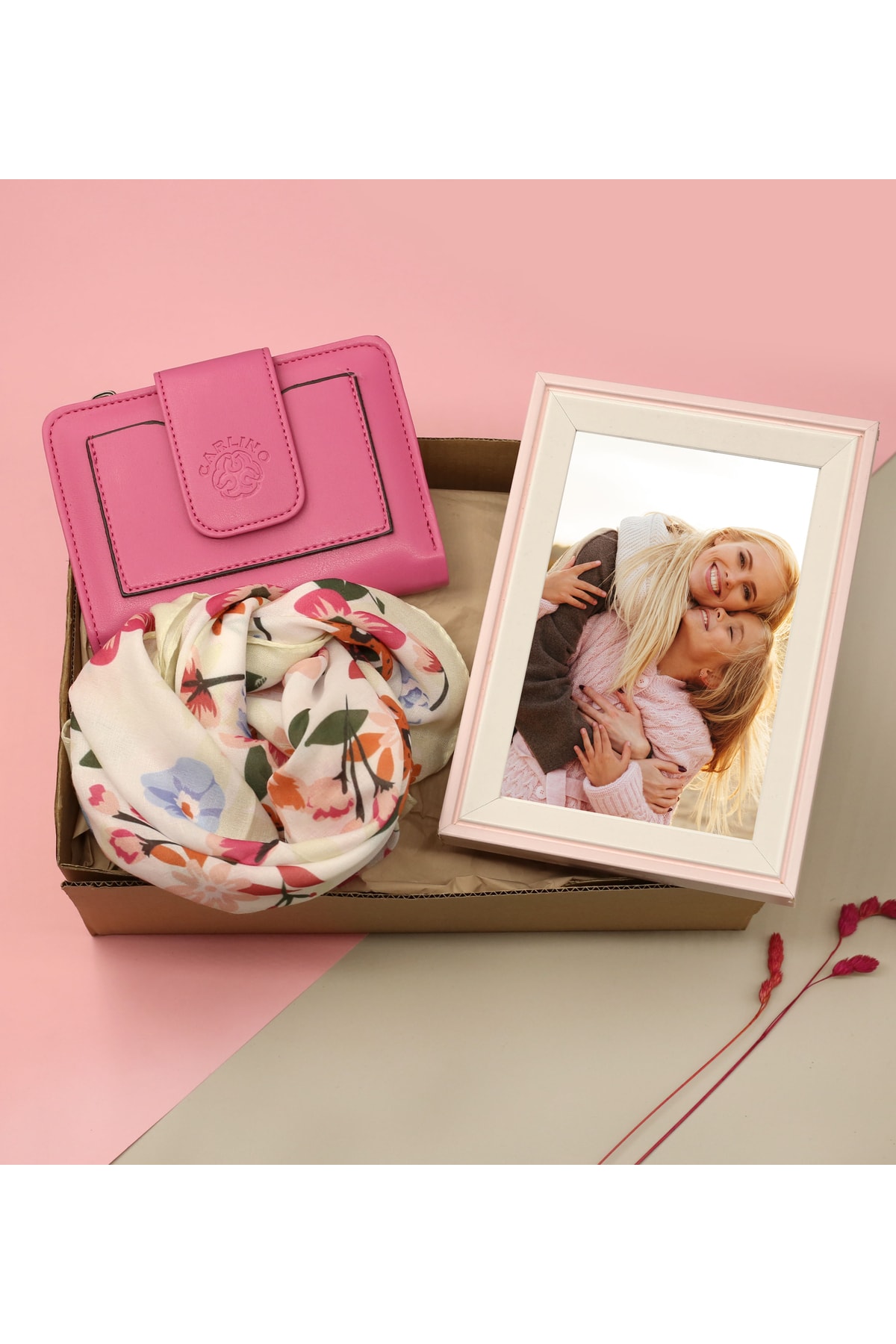 Personalized Photo Frame & Wallet & Colorful Scarf Gift Set for Mother's Day