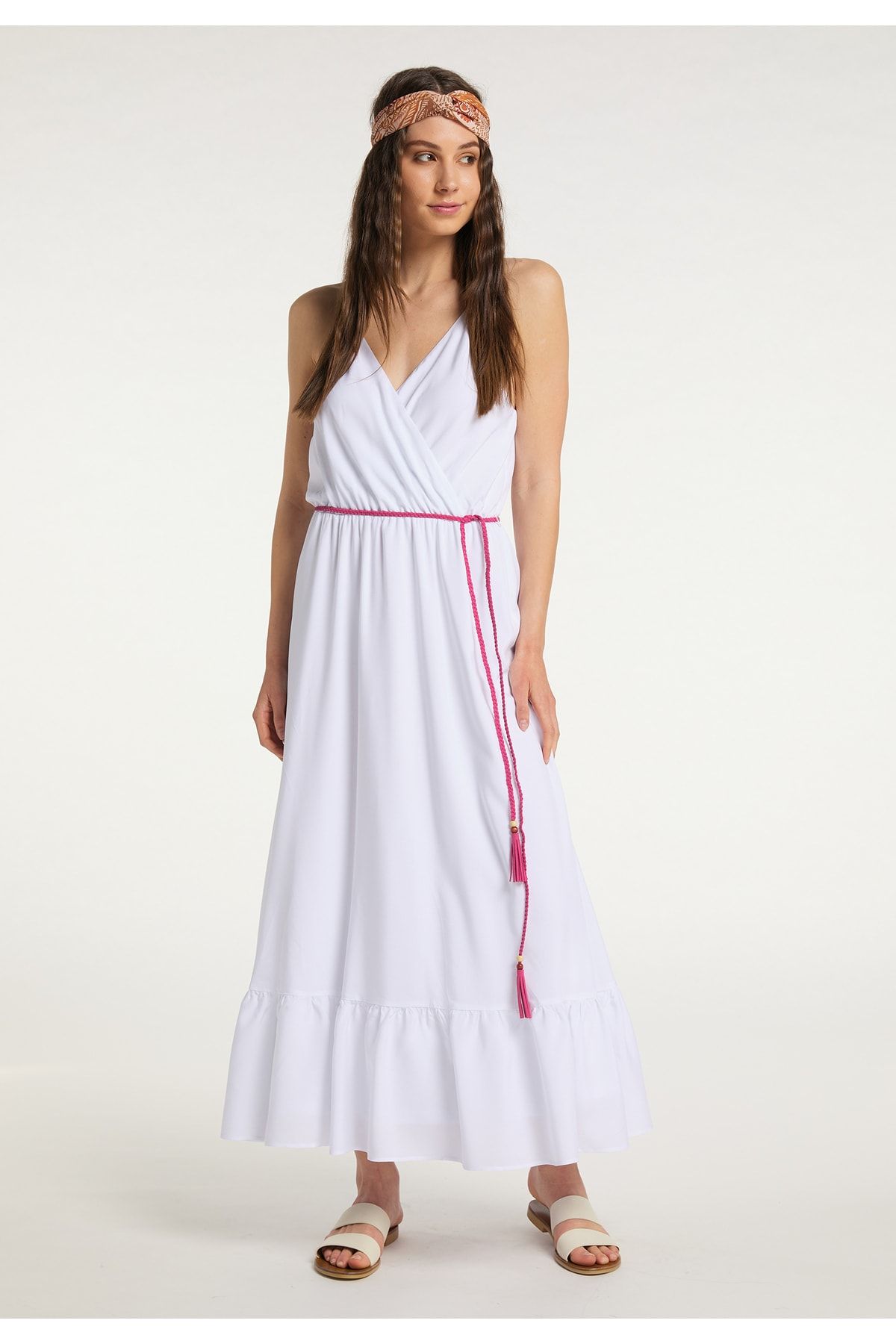 Izia Kleid Weiß Basic Fast ausverkauft FN6877