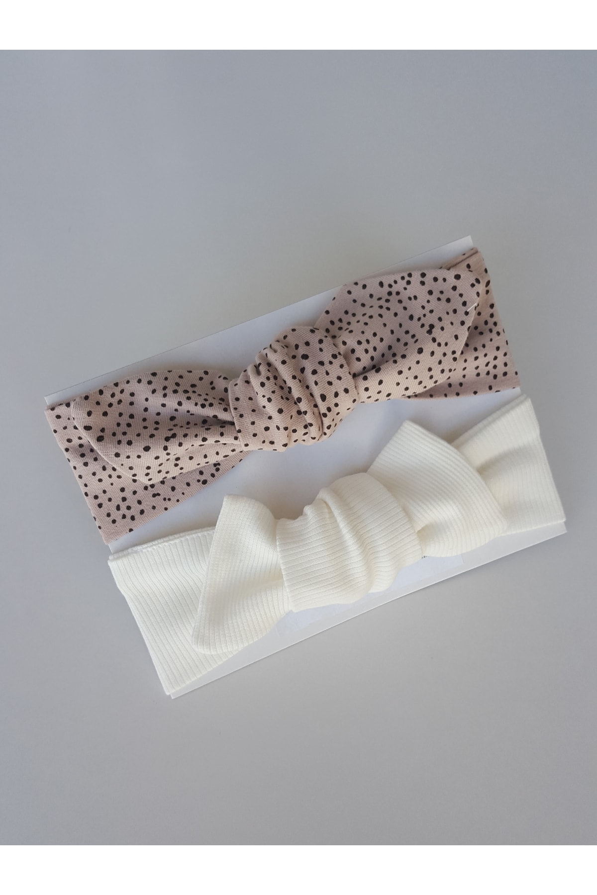 swan butik Kız Bebek Çocuk Bandana Toka Seti 2li Benekli Bej Krem Ribana fotoğrafı 2 (önizleme)