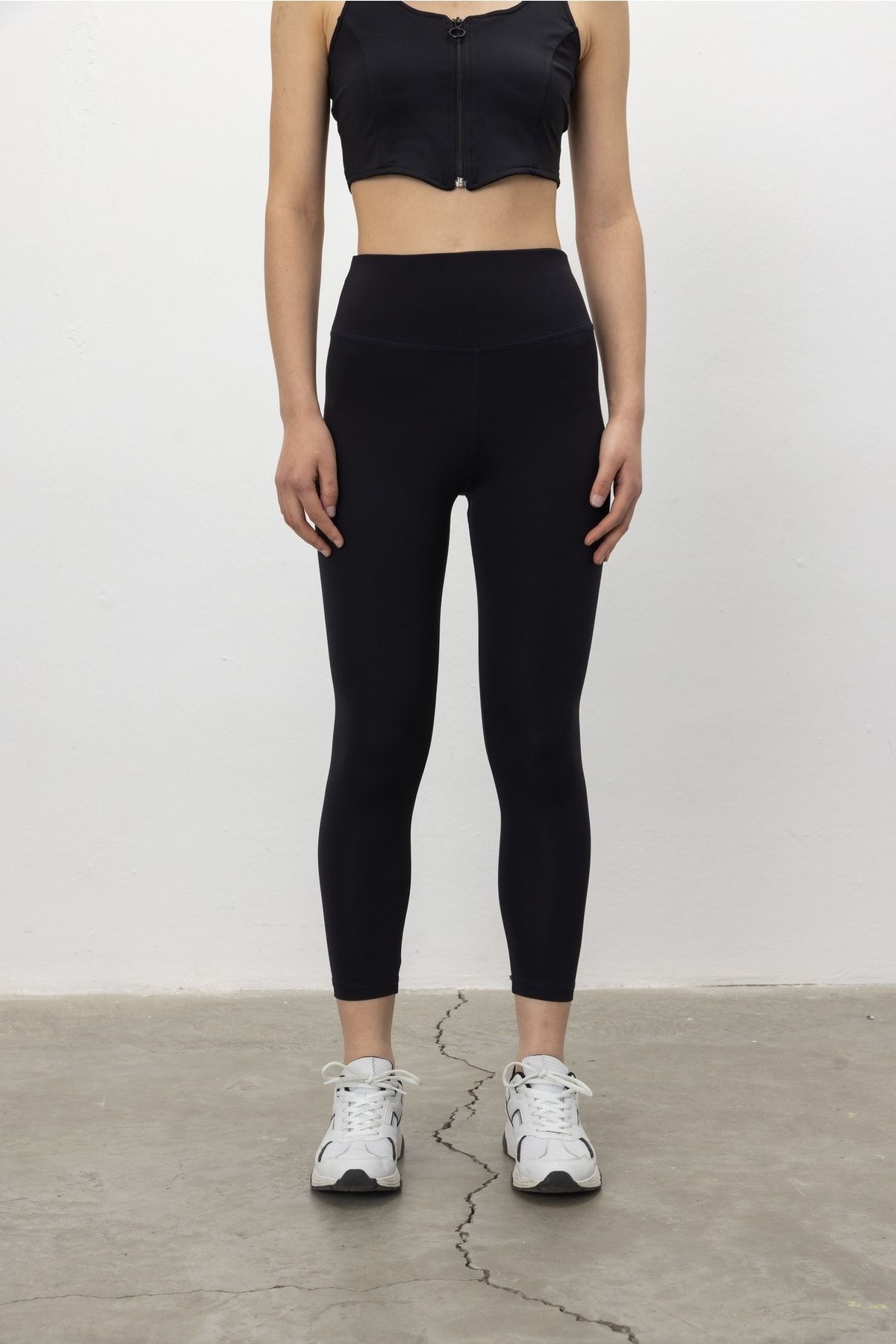 Perfect black hotsell leggings