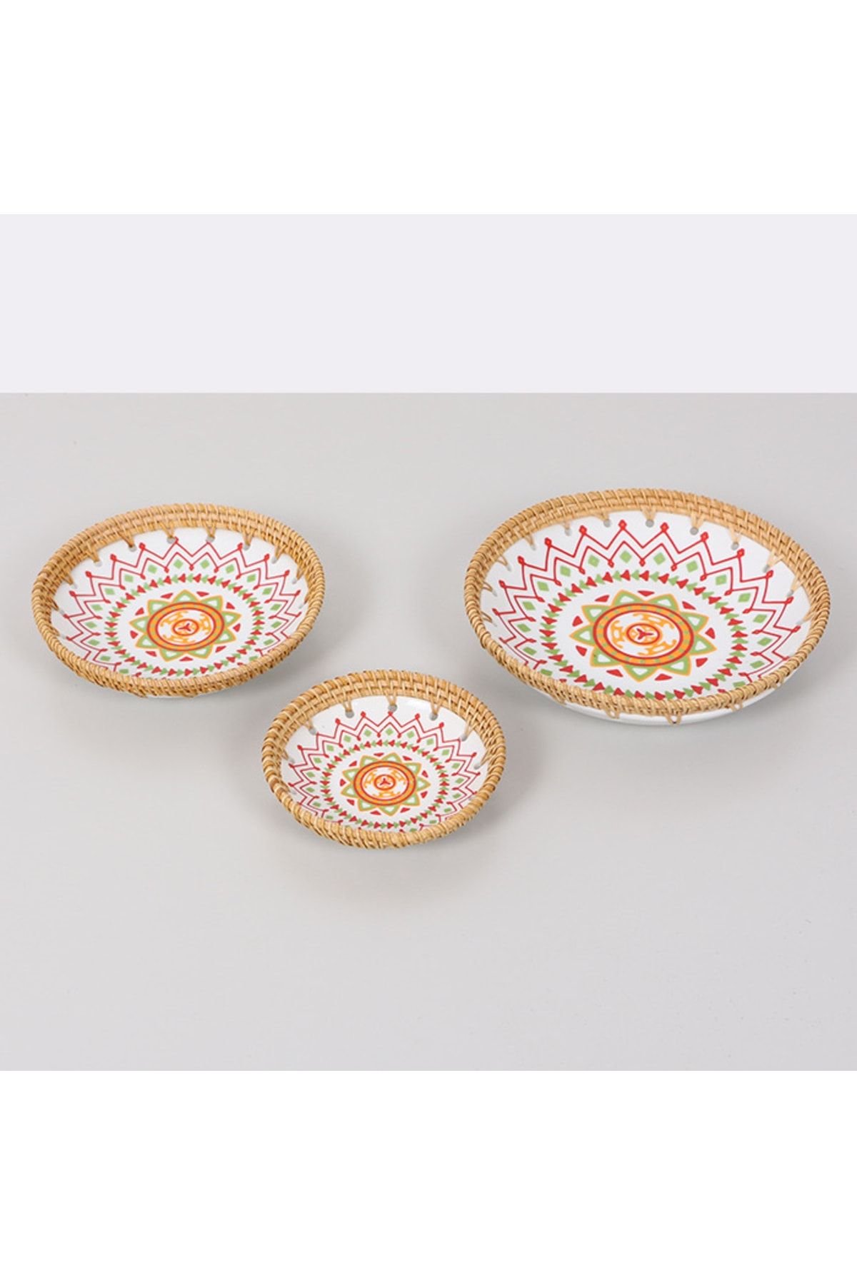 Decorative plate set discount