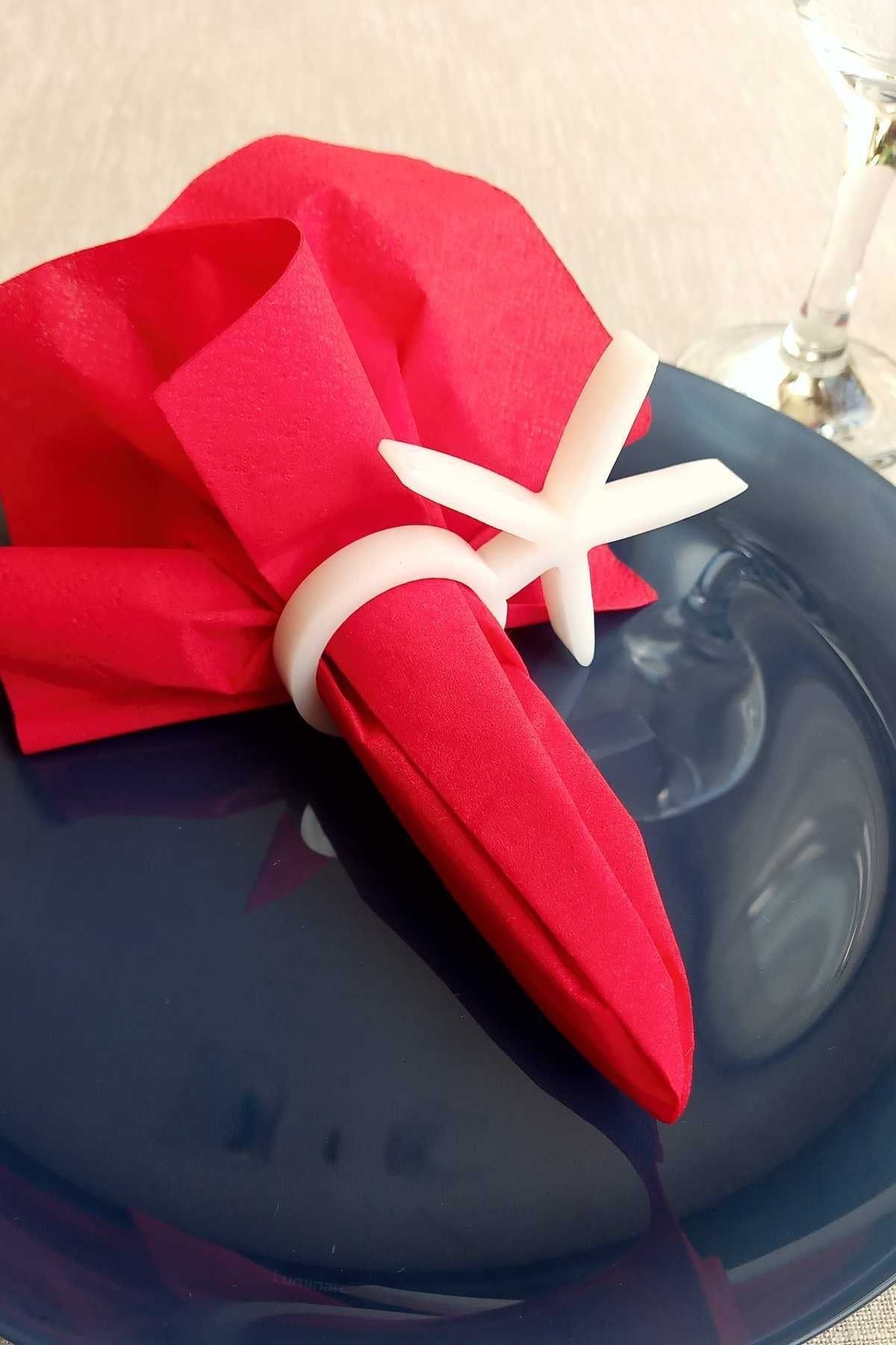 White napkin on sale rings