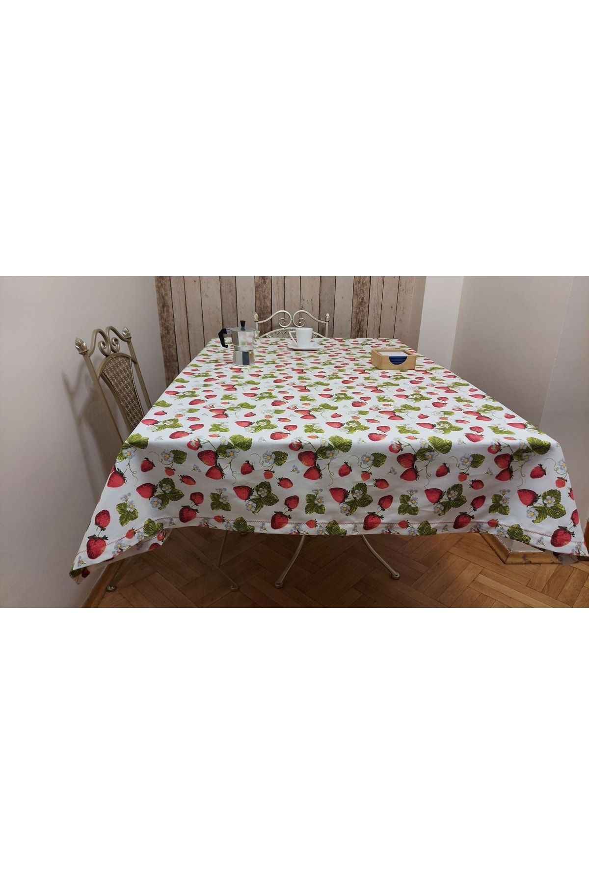 gonk-Rectangular Duck (LIQUID PUSHER, SPOT-PROOF) Fabric, Strawberry Pattern, Dining Table Cloth 6