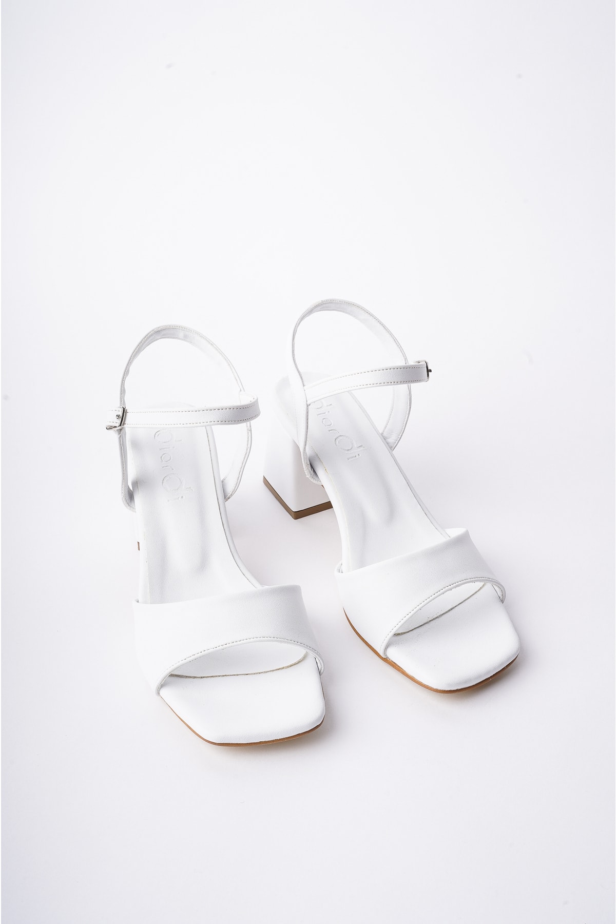 Diardi  Kısa Topuklu Kadın Beyaz Sandalet - Görsel 4