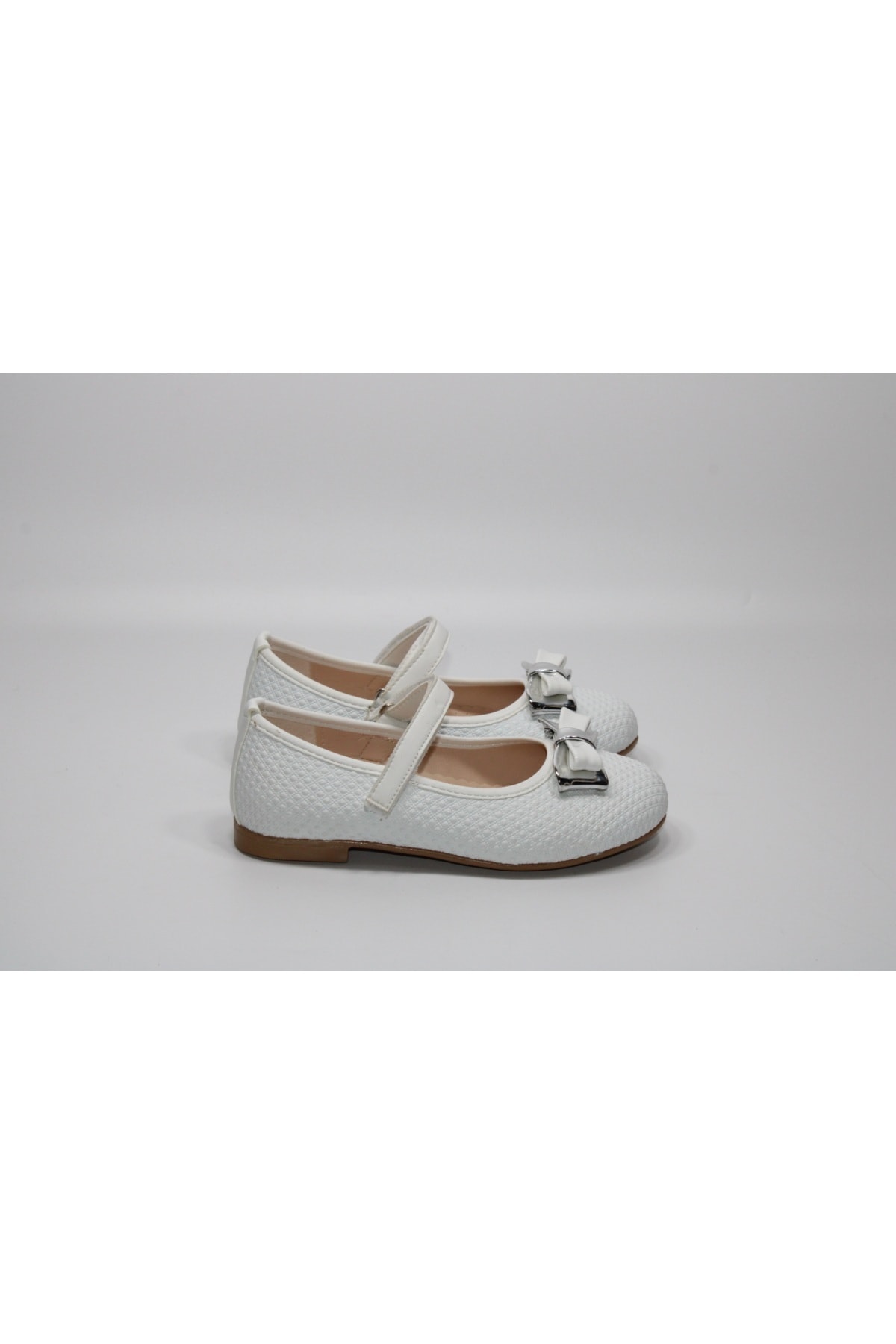 Minican Kız Çocuğu Gümüş Fiyonklu Cırtlı Beyaz Günlük-abiye Babet Ayakkabı