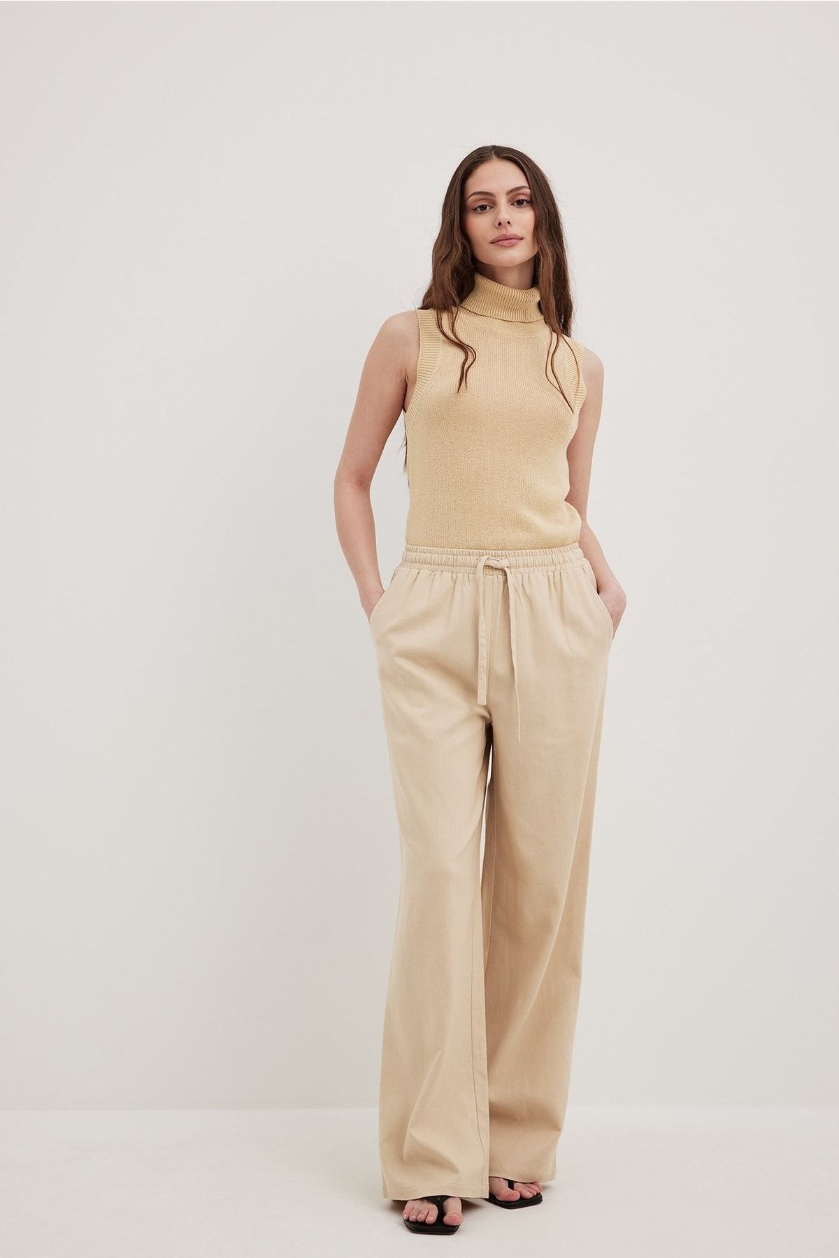 NA-KD Hose Beige Loose