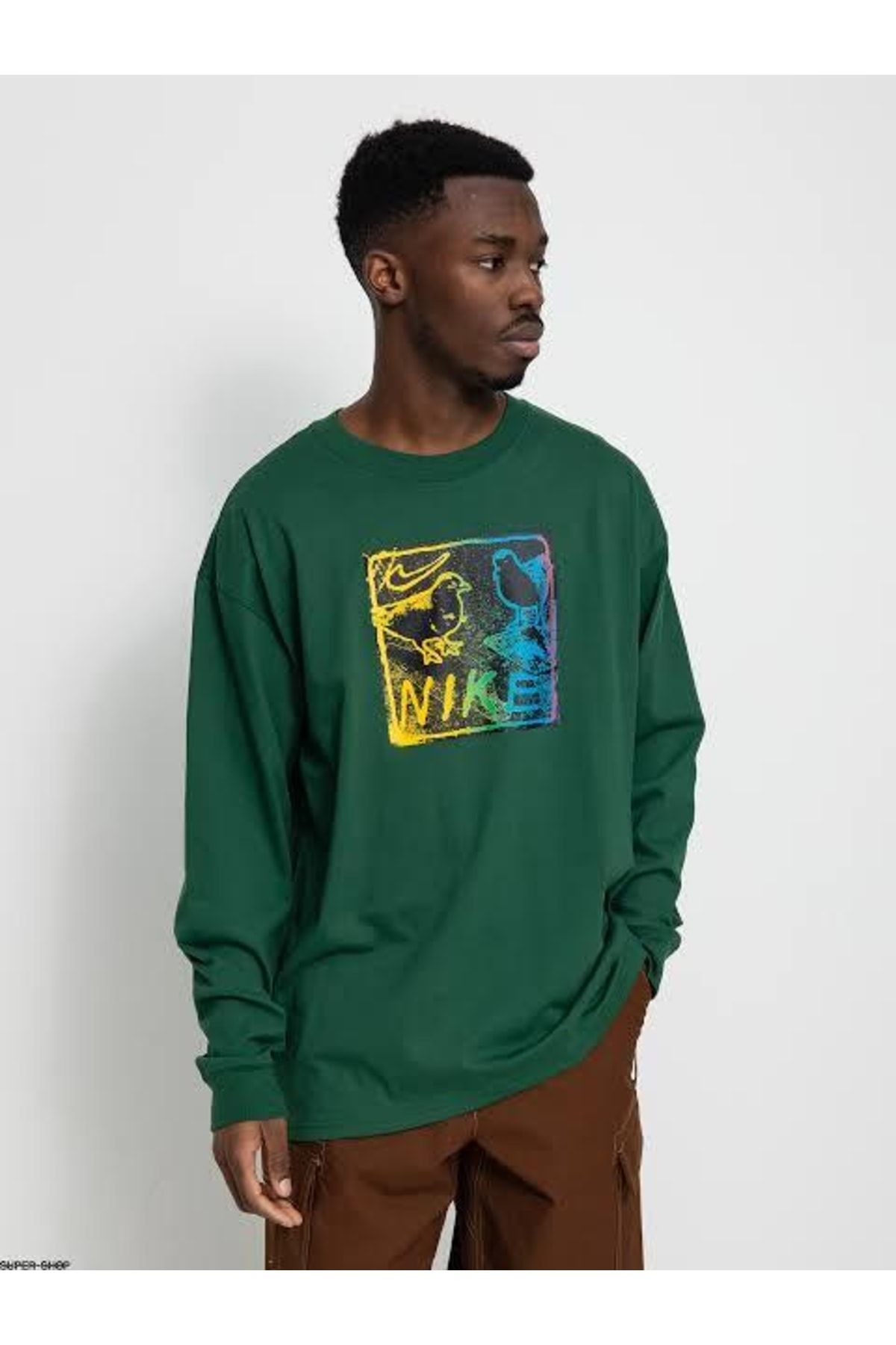 Green long sleeve nike shirt online