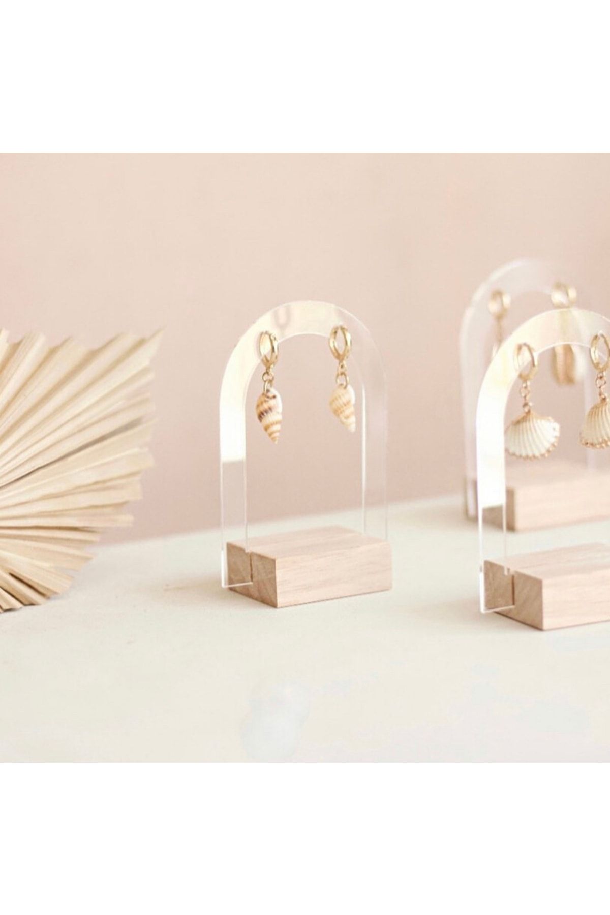 Acrylic earring store display stand