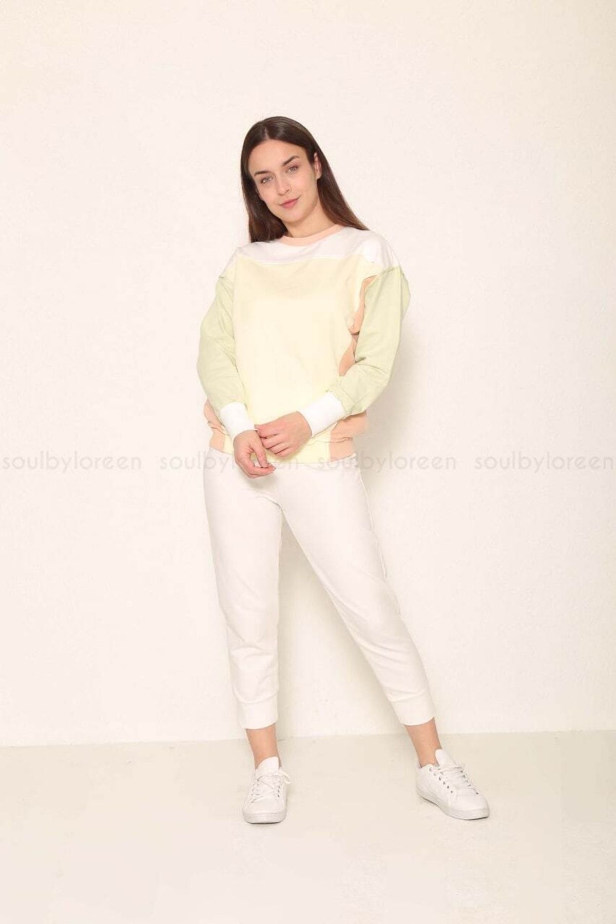 Puane Elastic Waist Ankle Leg Slim Leg Trousers sweatpants Beige