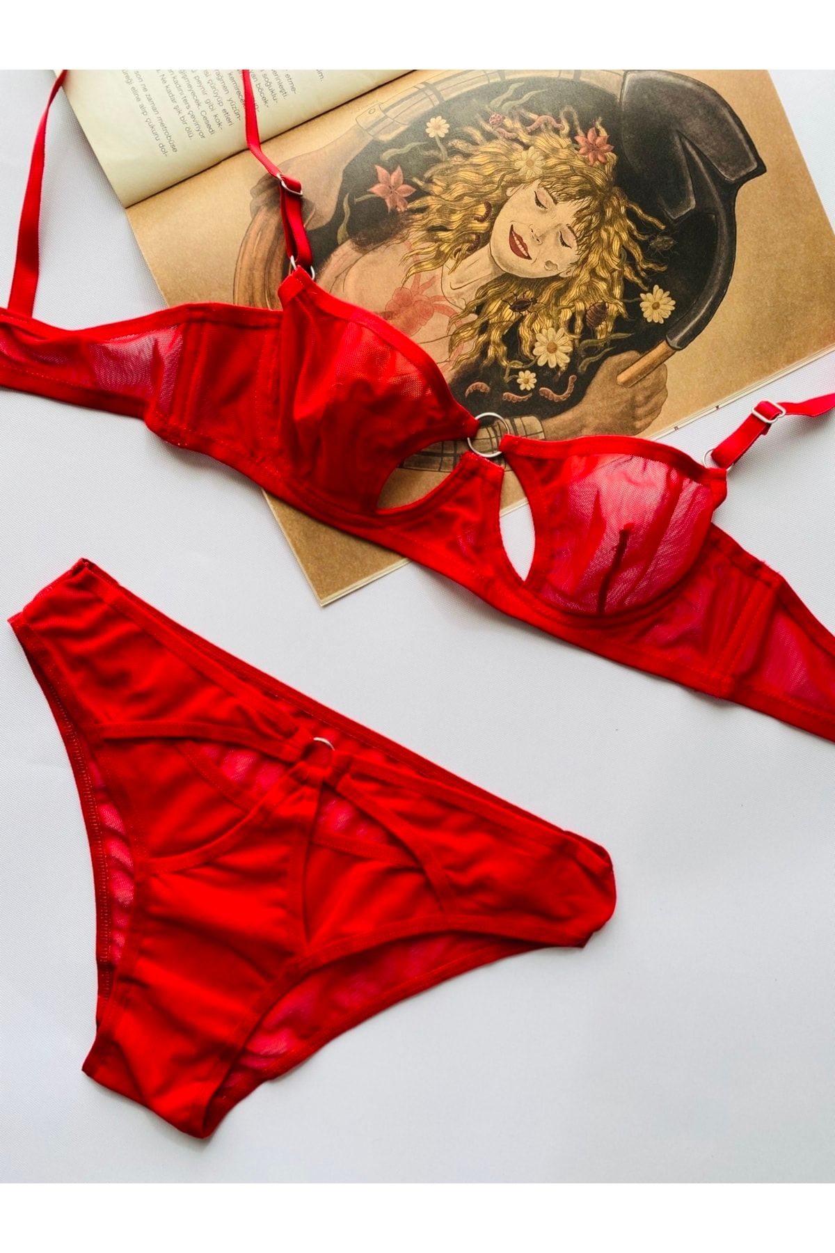 ESİLORA Underwear Set - Red - Plain - Trendyol
