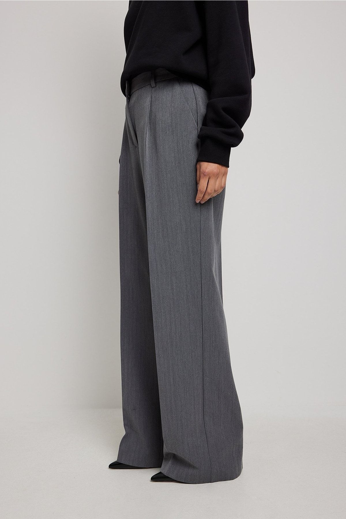 NA-KD Hose Grau Loose YB5840