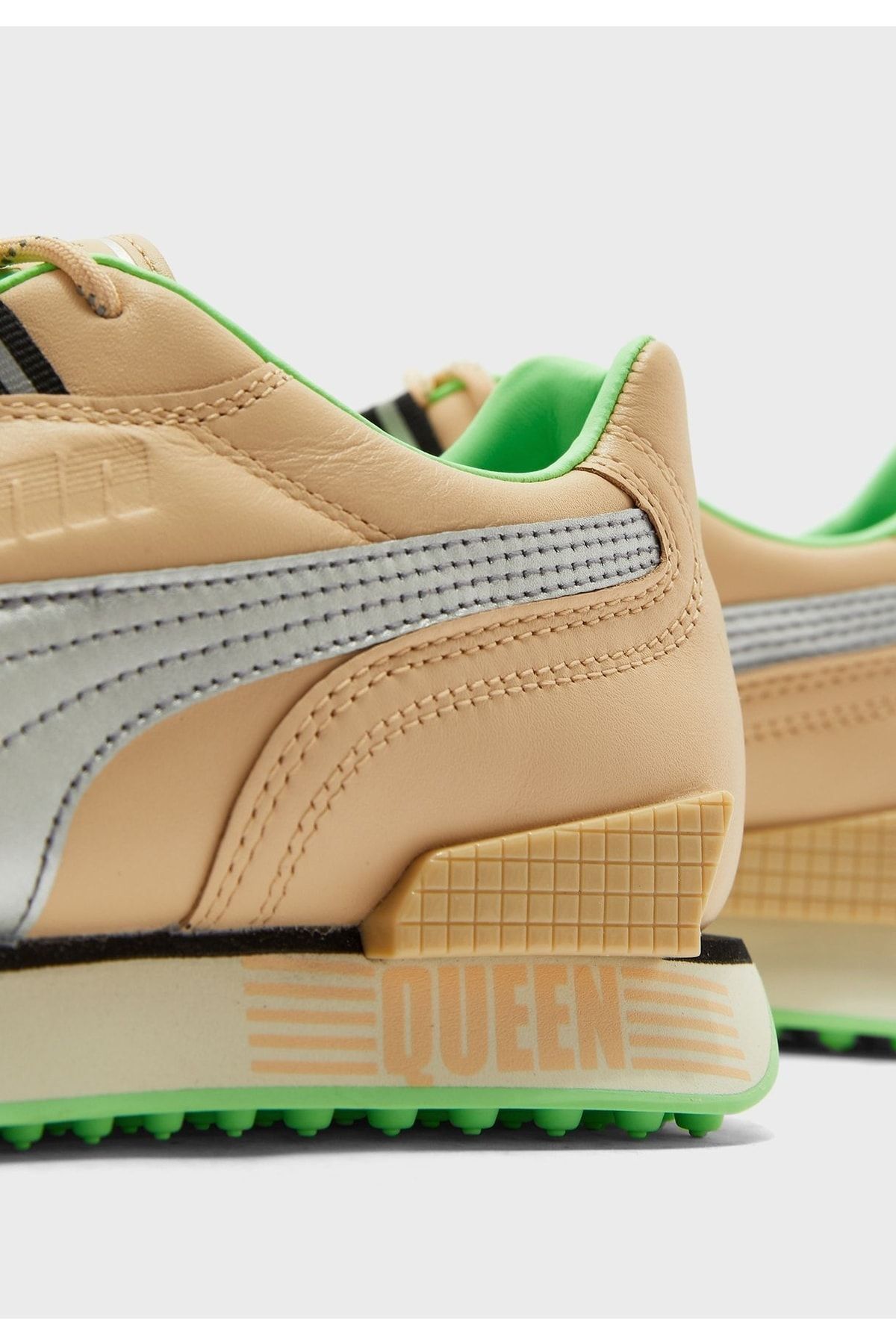 Brown clearance puma queen