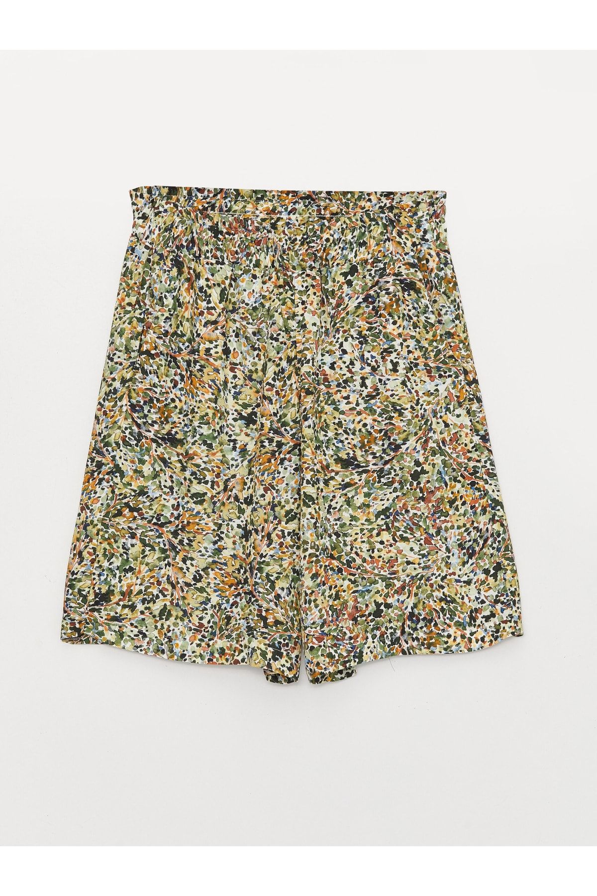 LC Waikiki Shorts Gelb Mittlerer Bund Fast ausverkauft