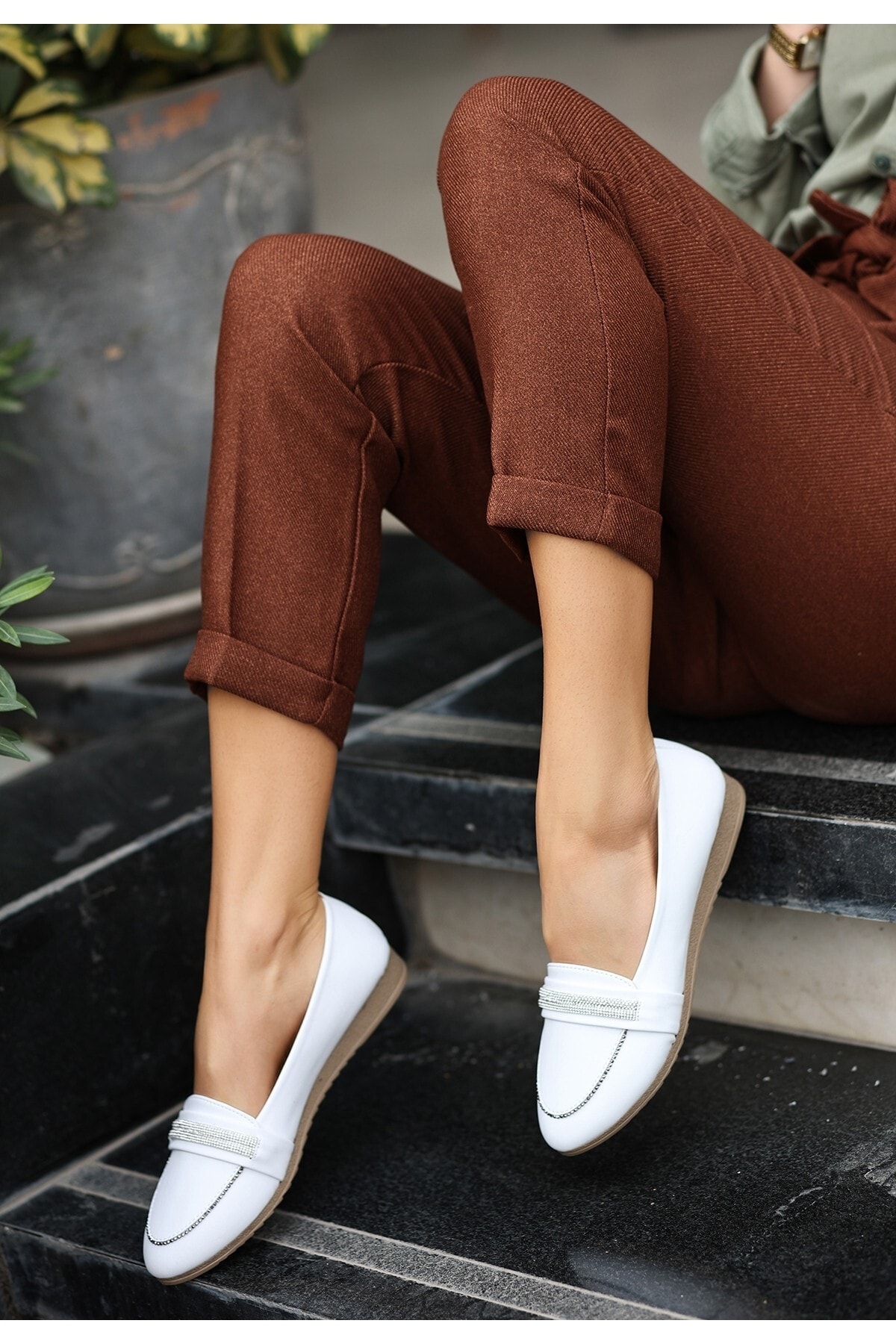 Senda Beyaz Cilt Babet Ayakkabı