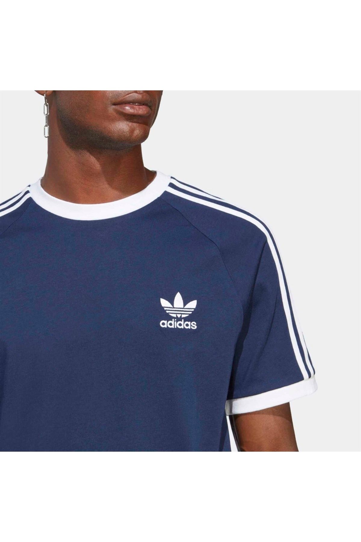 T shirt 3 stripes adidas 2025