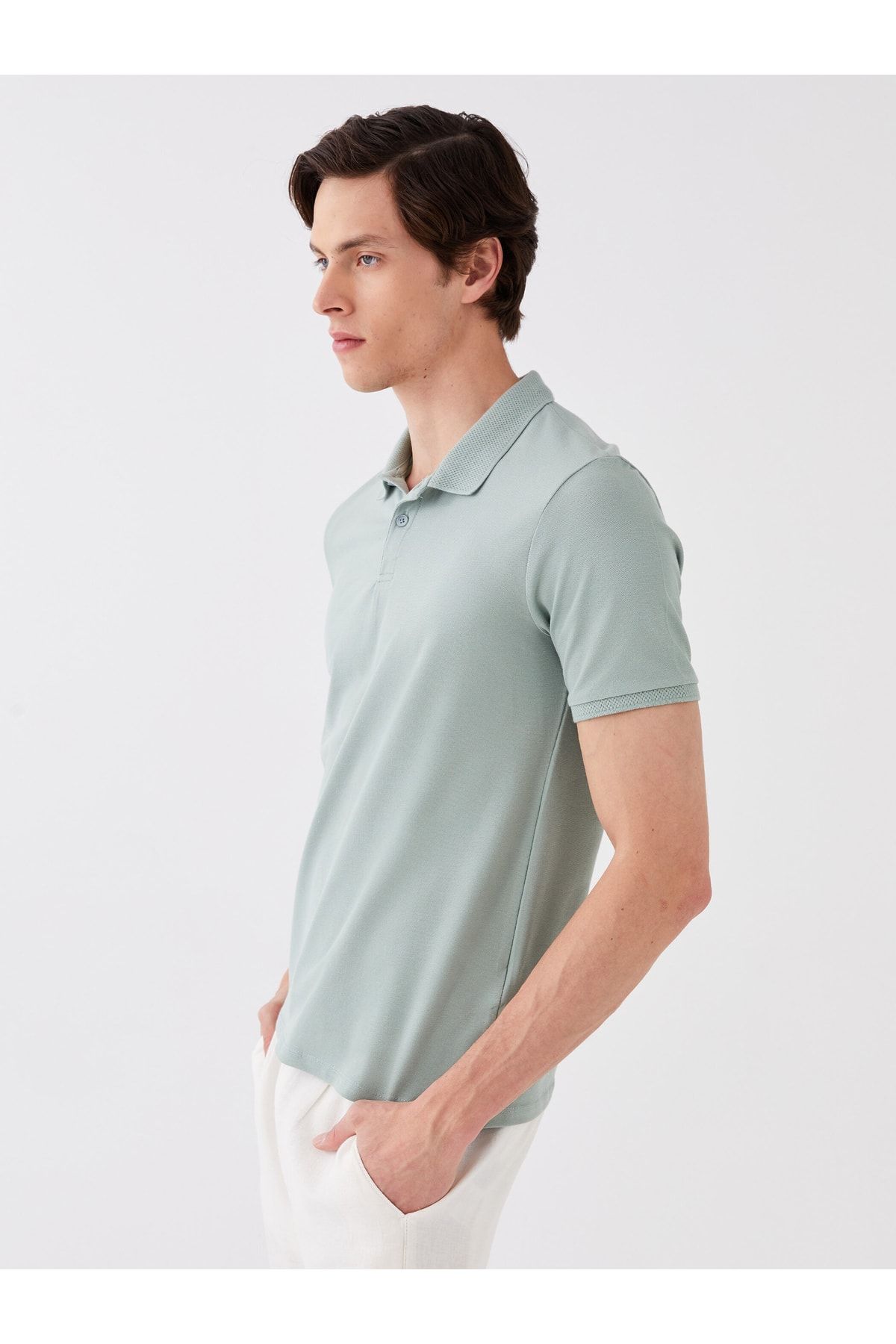 LC Waikiki T-Shirt Grün Regular Fit