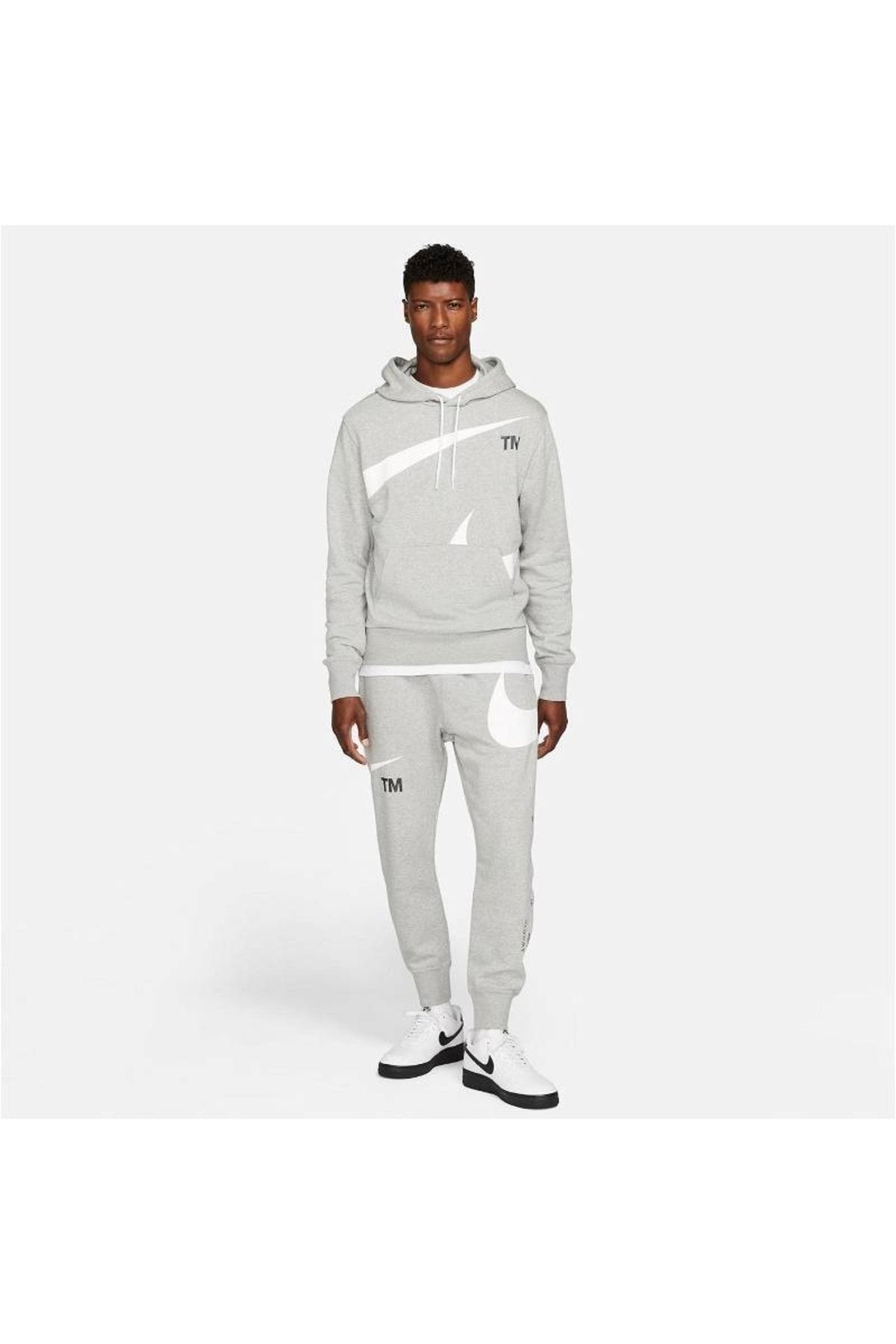 New nike swoosh store