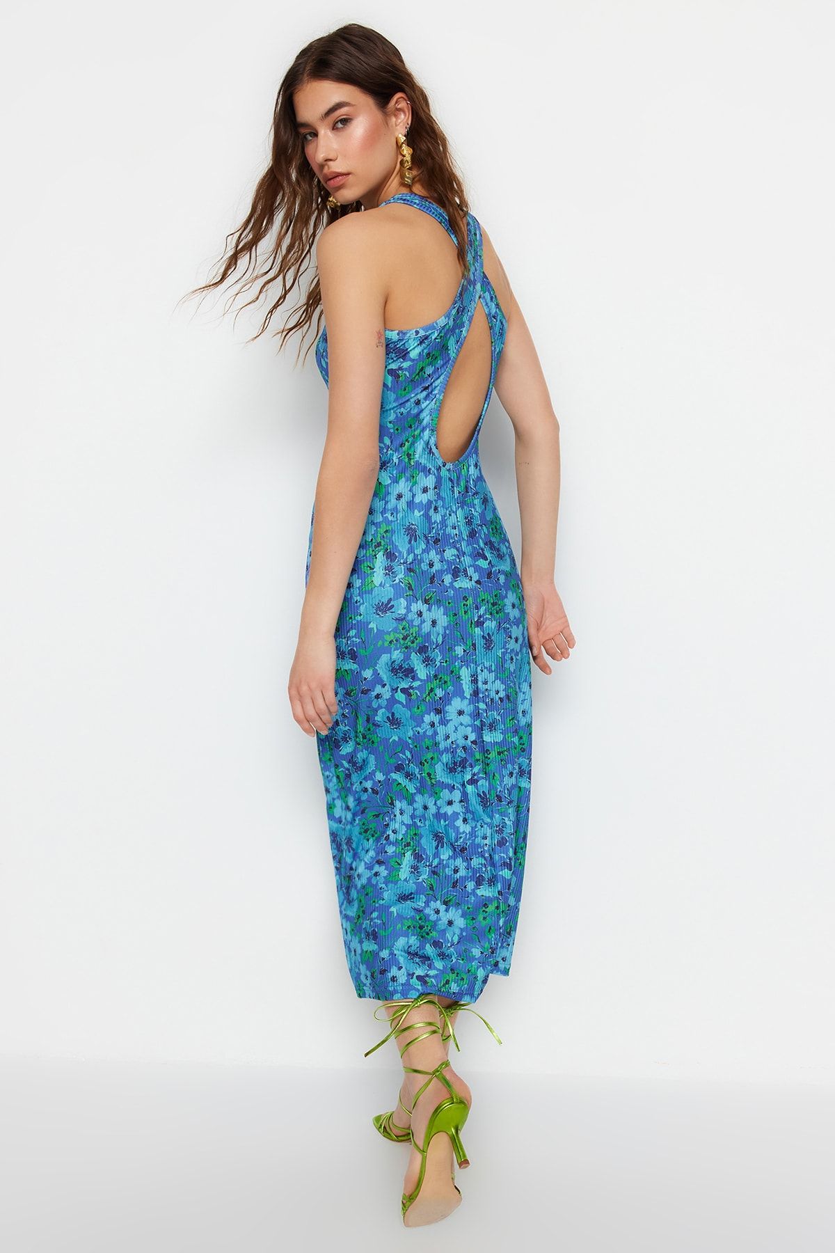 Floral fitted on sale midi dress