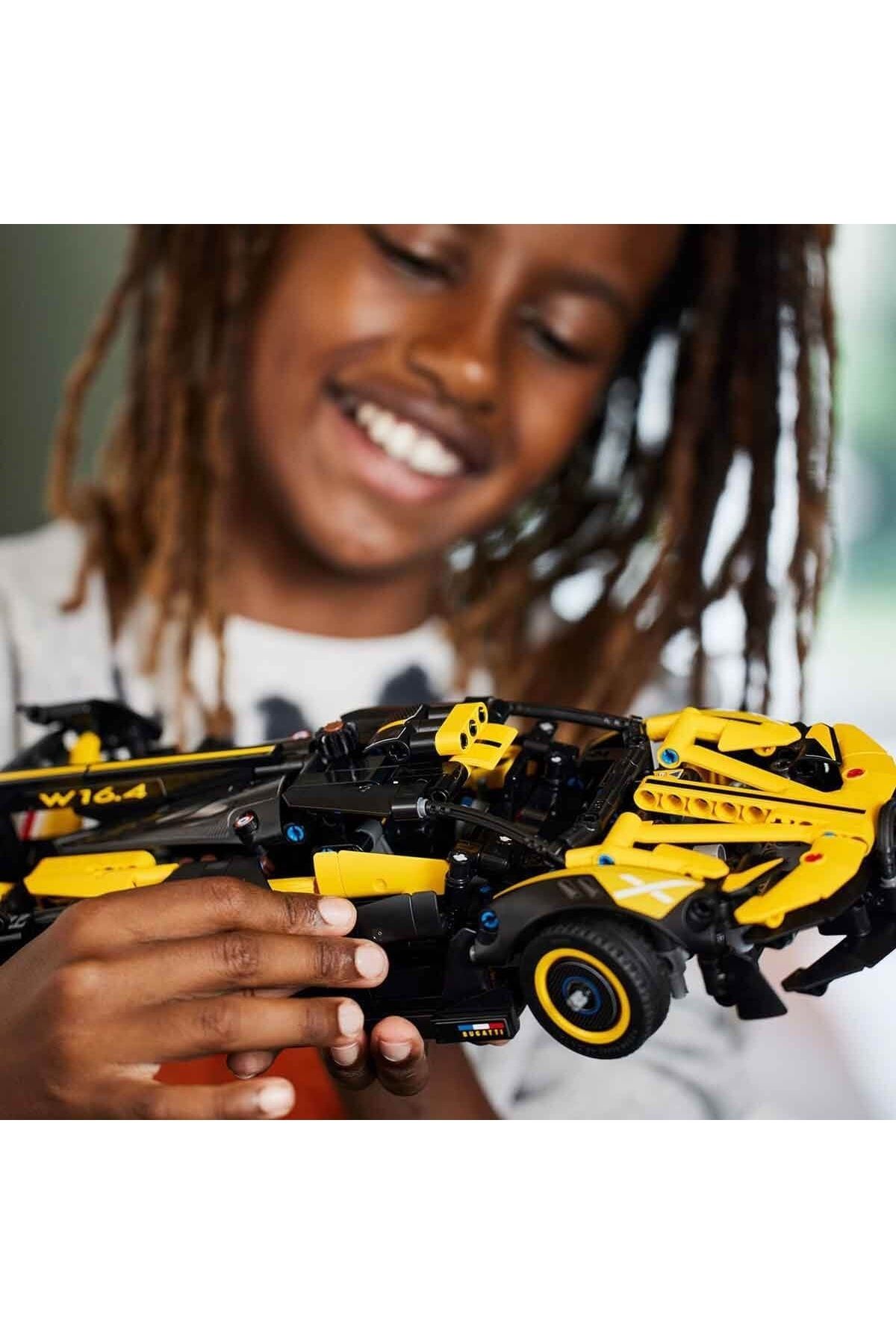 LEGO-Technic Bugatti Bolide 42151 8