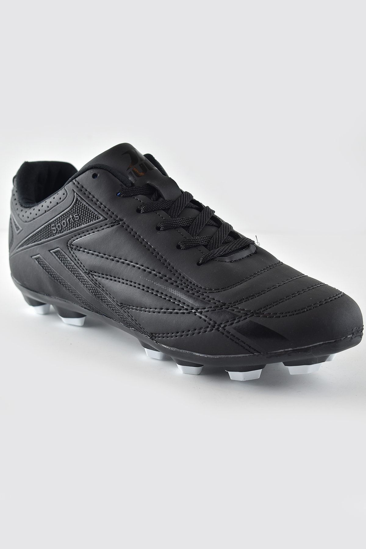 Crampon turf online