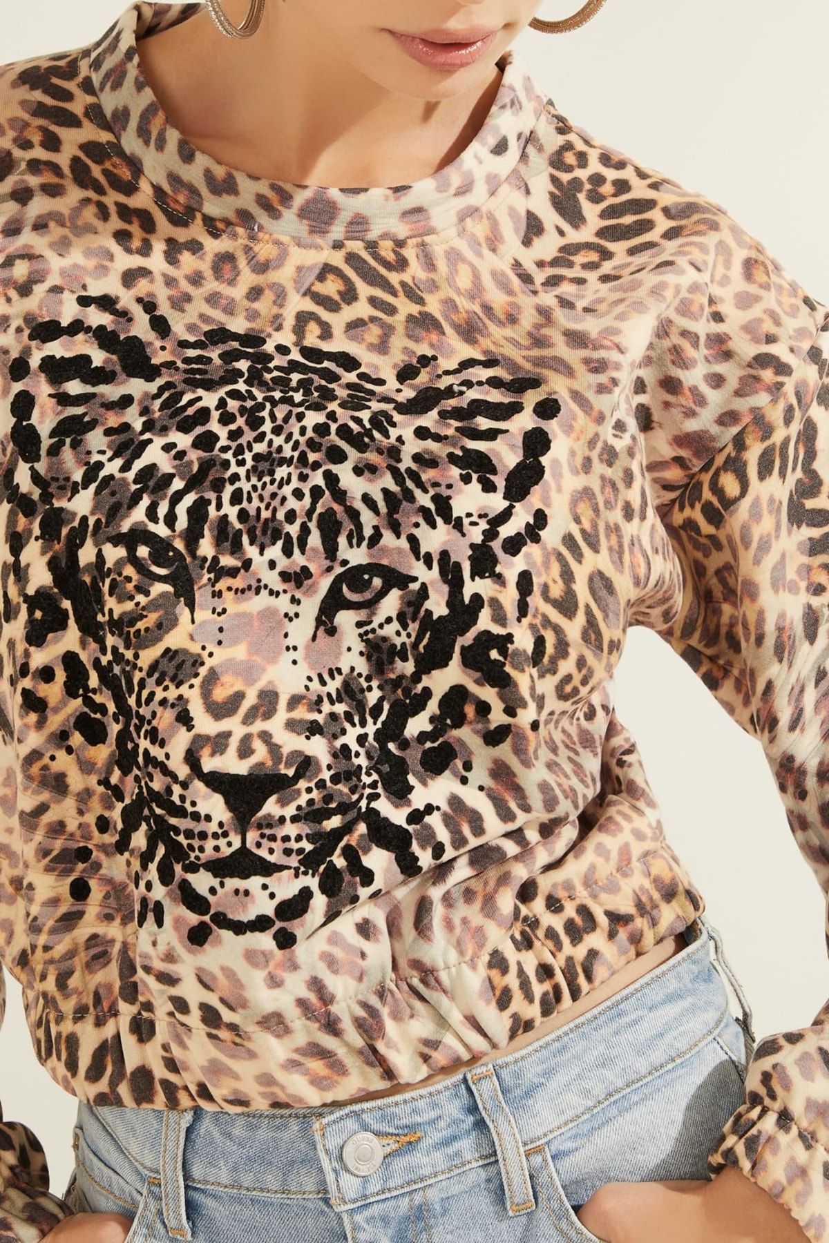 Guess leopard sweater hotsell