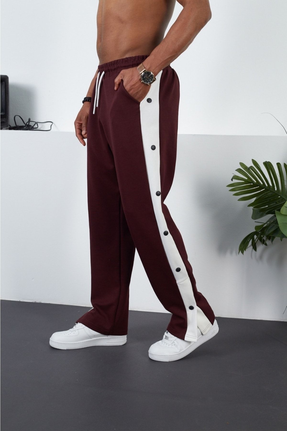 Sweatpants with snaps outlet down the side