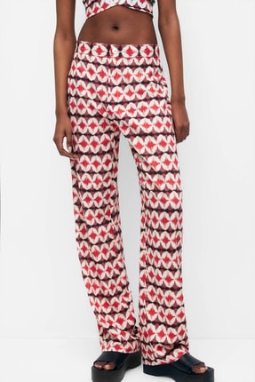 Pull & Bear Geometrik Detaylı Desenli Straight Fit Pantolon