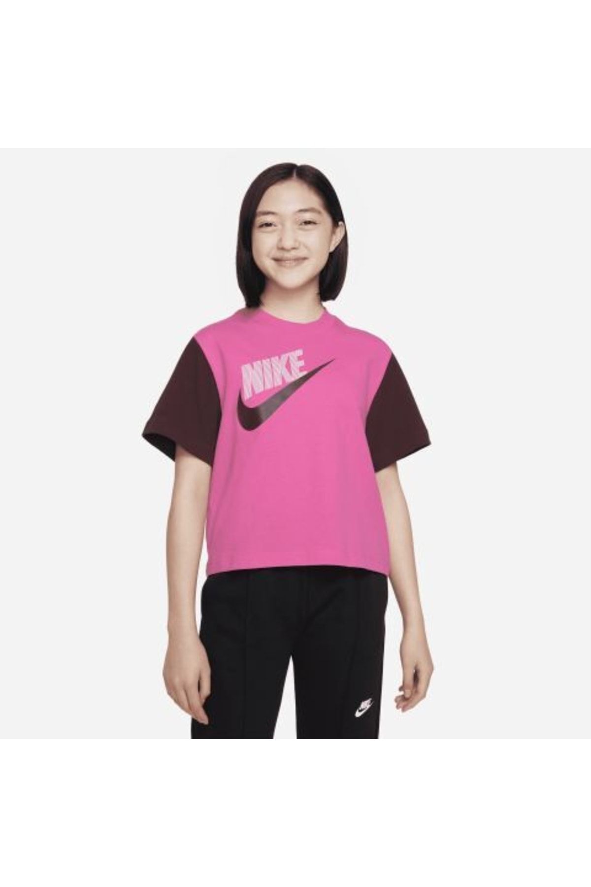 Black and pink outlet nike t shirt