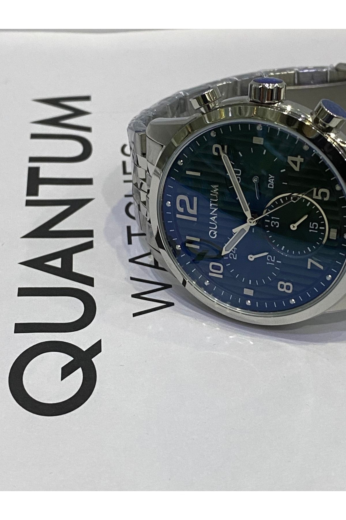 Quantum-Adrenaline Special Series Classic Numeral 100% Steel Green Dial 100 M 46 Mm 7