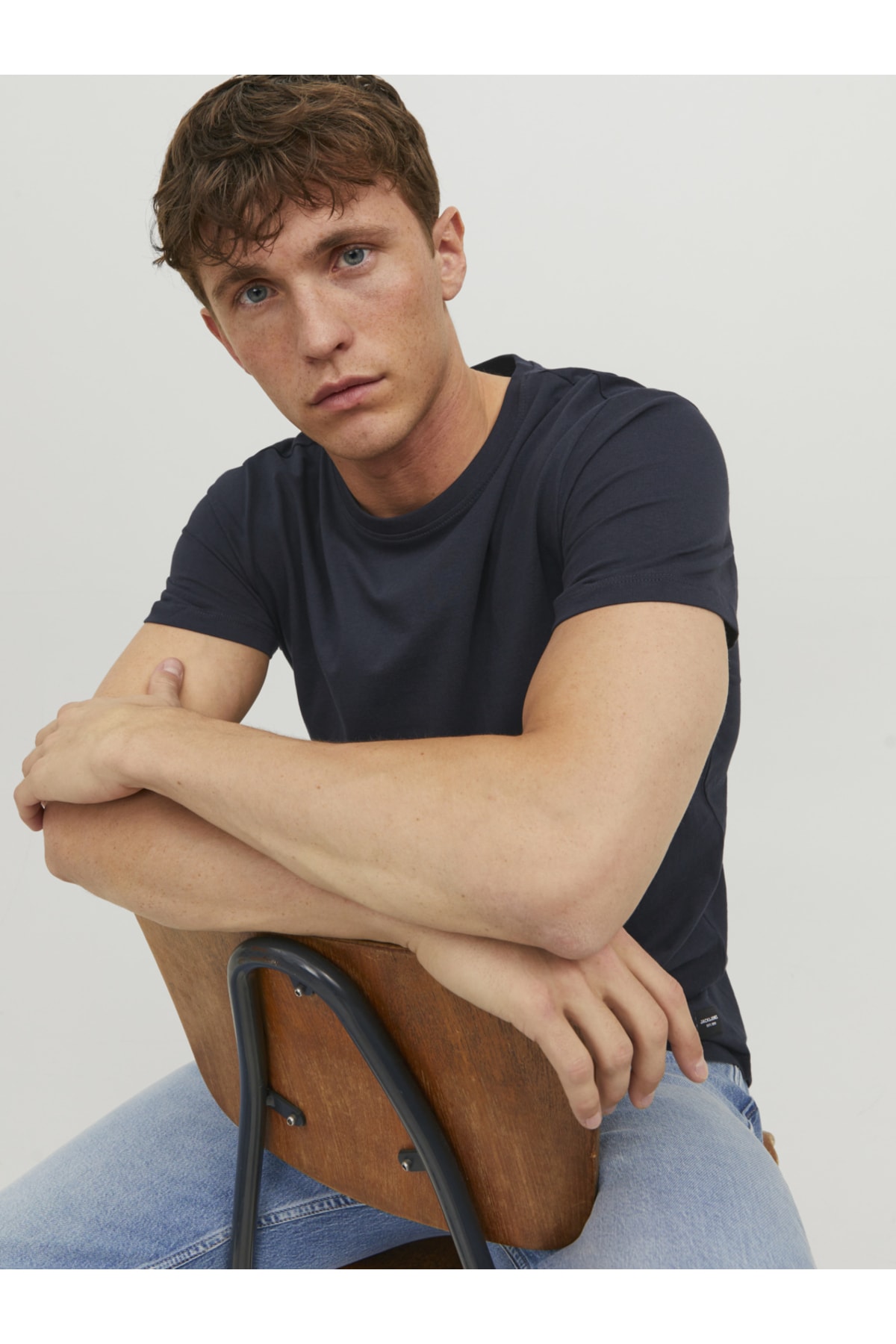 تی شرت جک اند جونز مردانه پنبه ای آبی سرمه ای  راسته Regular/رگولار    بیسیک کژوال/روزمره | Jack & Jones TYC00531315710 - تصویر 4