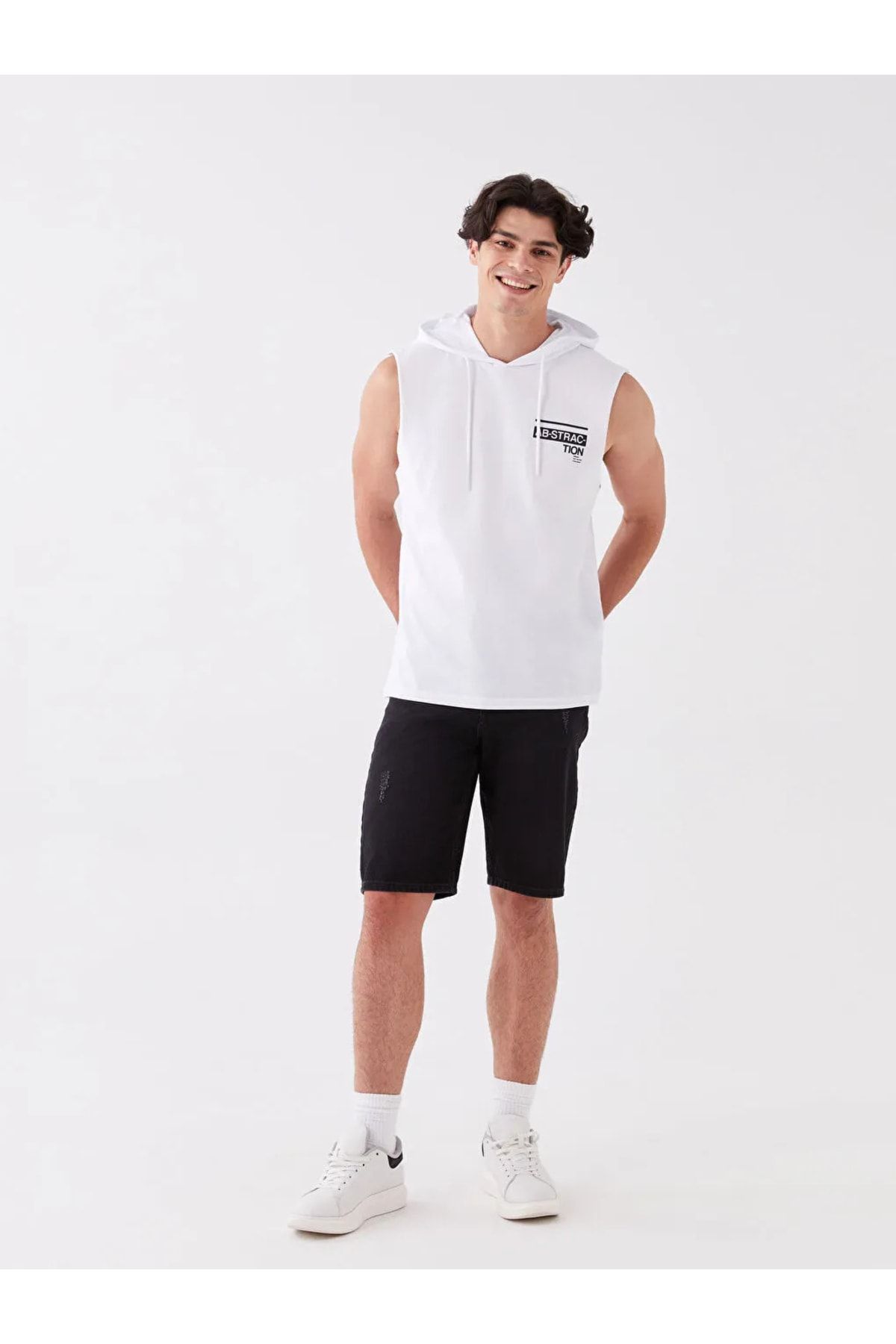 complete the look image