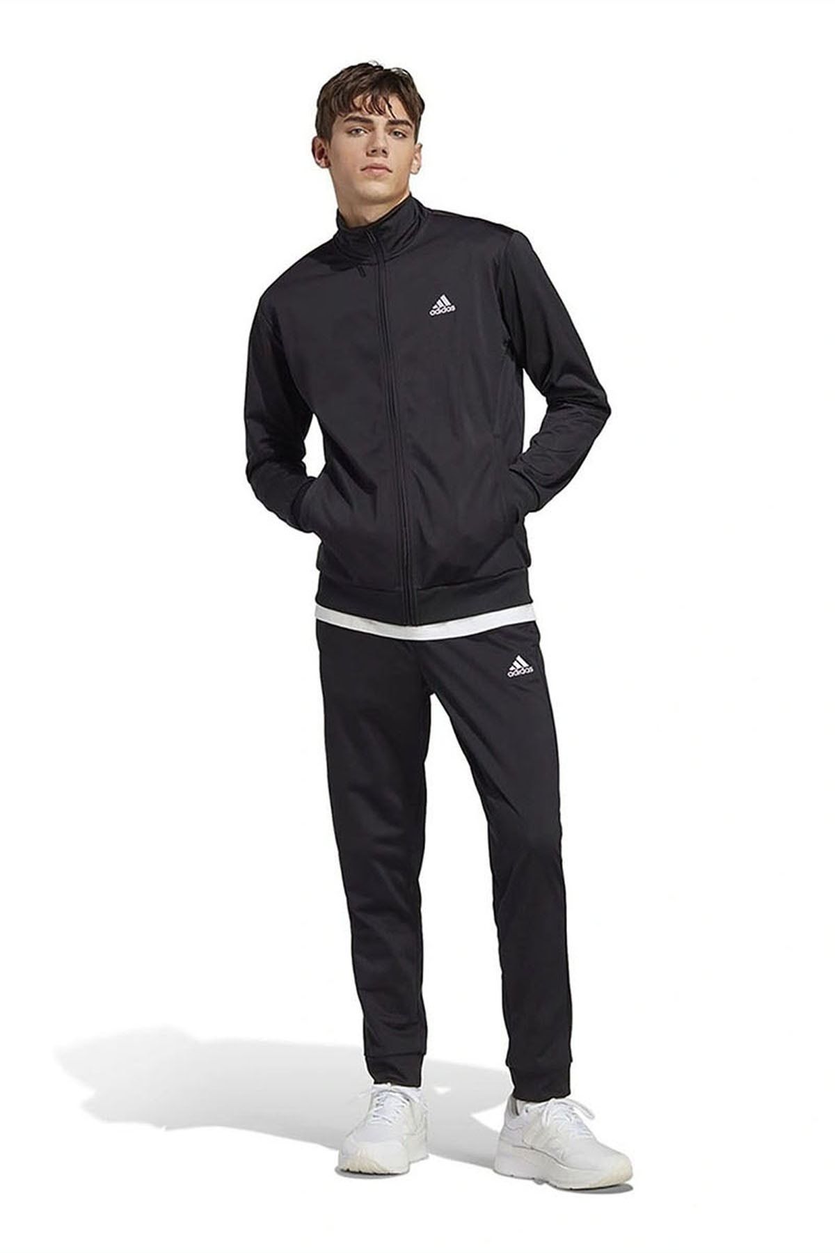 Adidas sweatsuit hot sale set