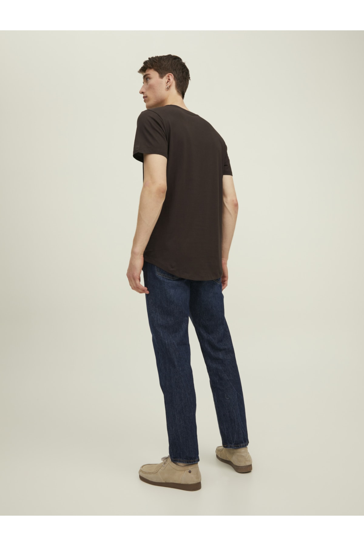 تی شرت جک اند جونز مردانه مودال قهوه ای بیسیک راسته Relaxed/ریلکس    بیسیک Daily/روزانه | Jack & Jones 12113648 TR - تصویر 3