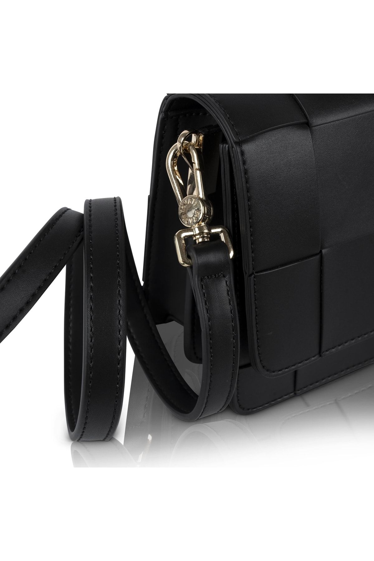 Inyati Handtasche Schwarz Unifarben FN6676
