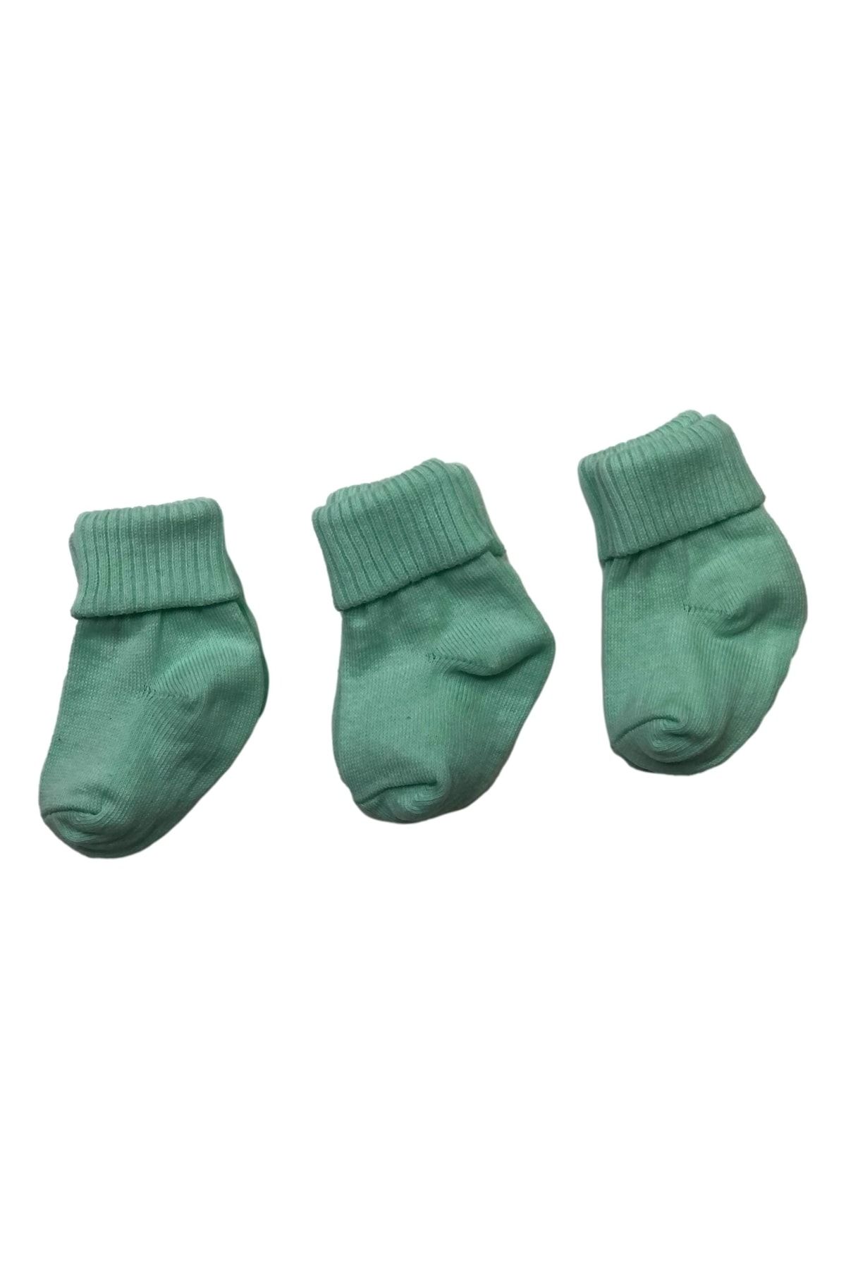 Green baby socks hotsell