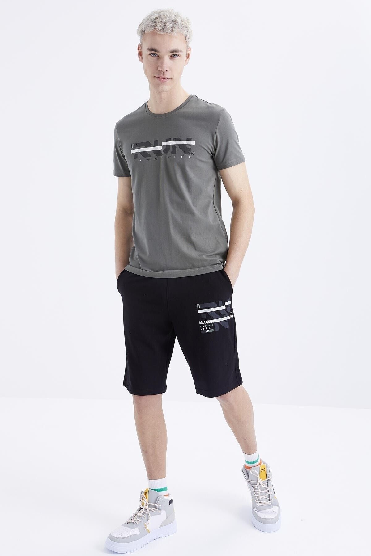Shorts and t shirt tracksuit mens online