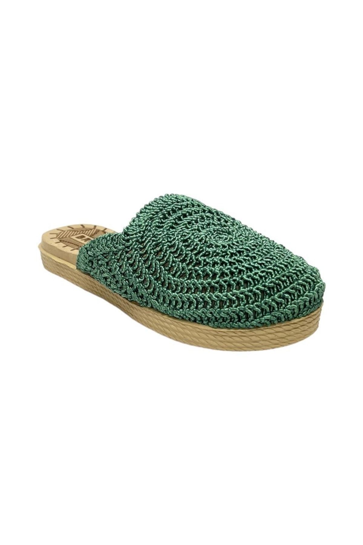 Mint green online slippers
