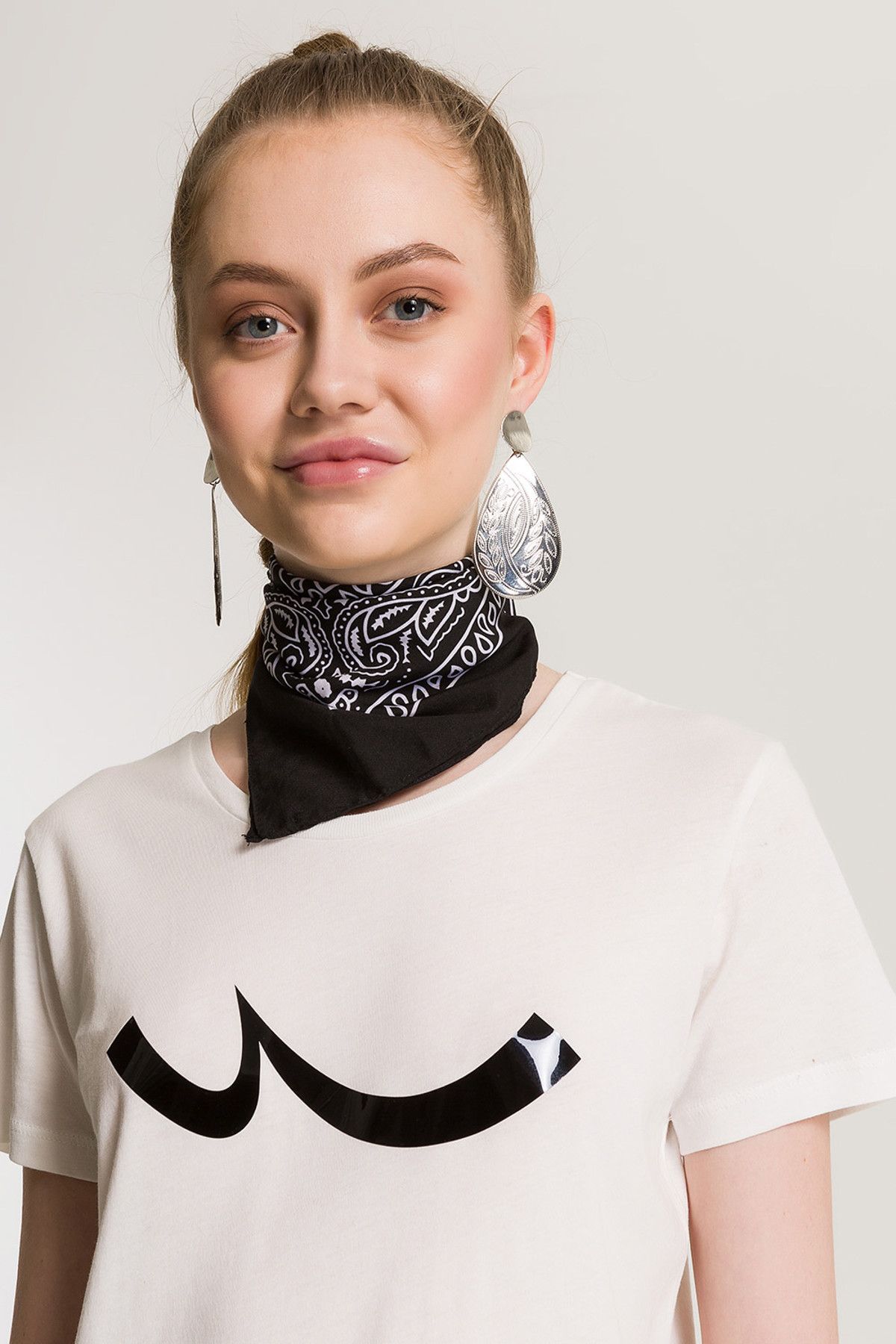 Ltb-Women's T-shirt-TILOBE 012188044961430000 4