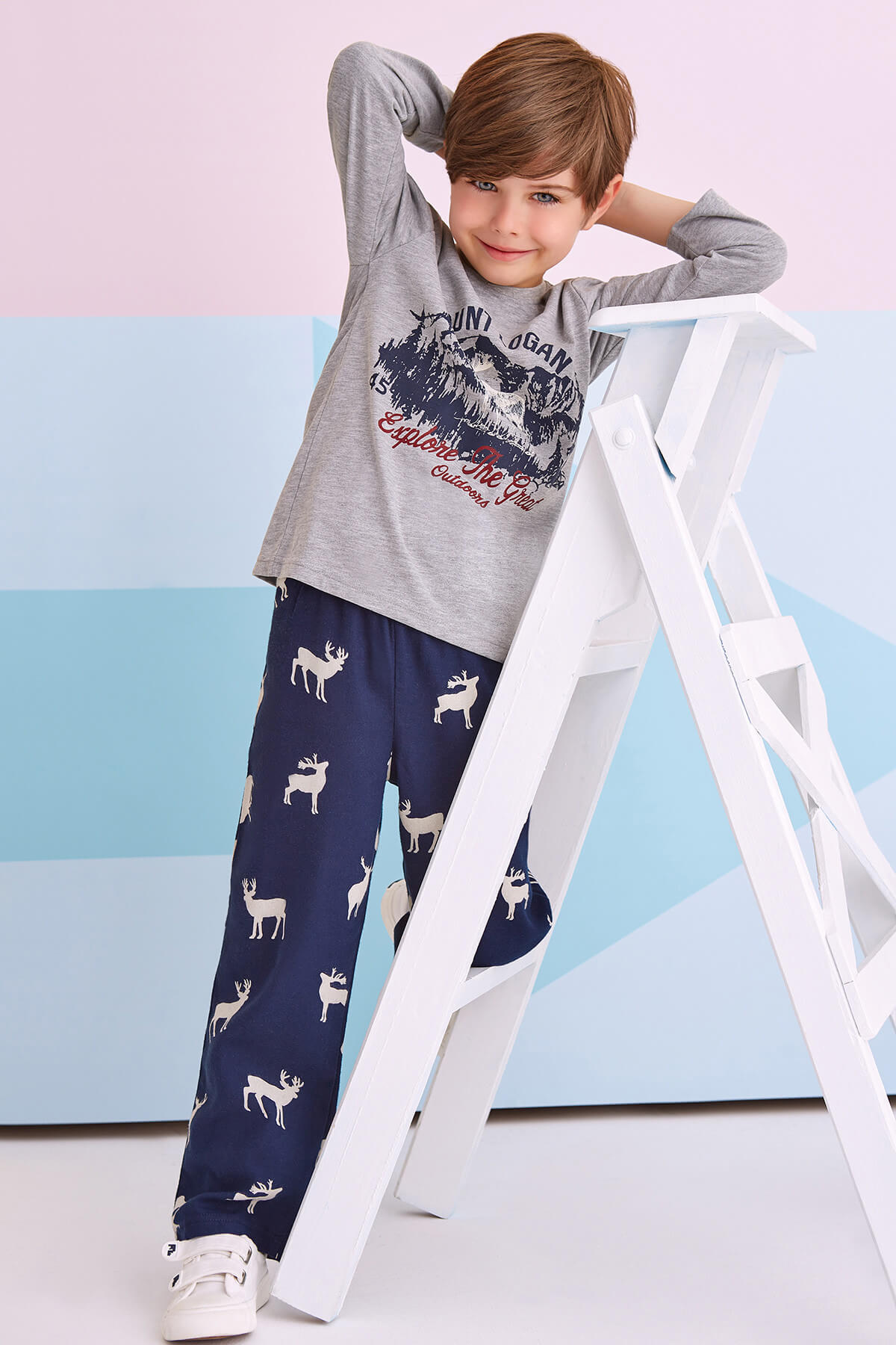 SPIDERMAN-RolyPoly Mount Logan Deer Boy's Pajama Set Grimelange 1