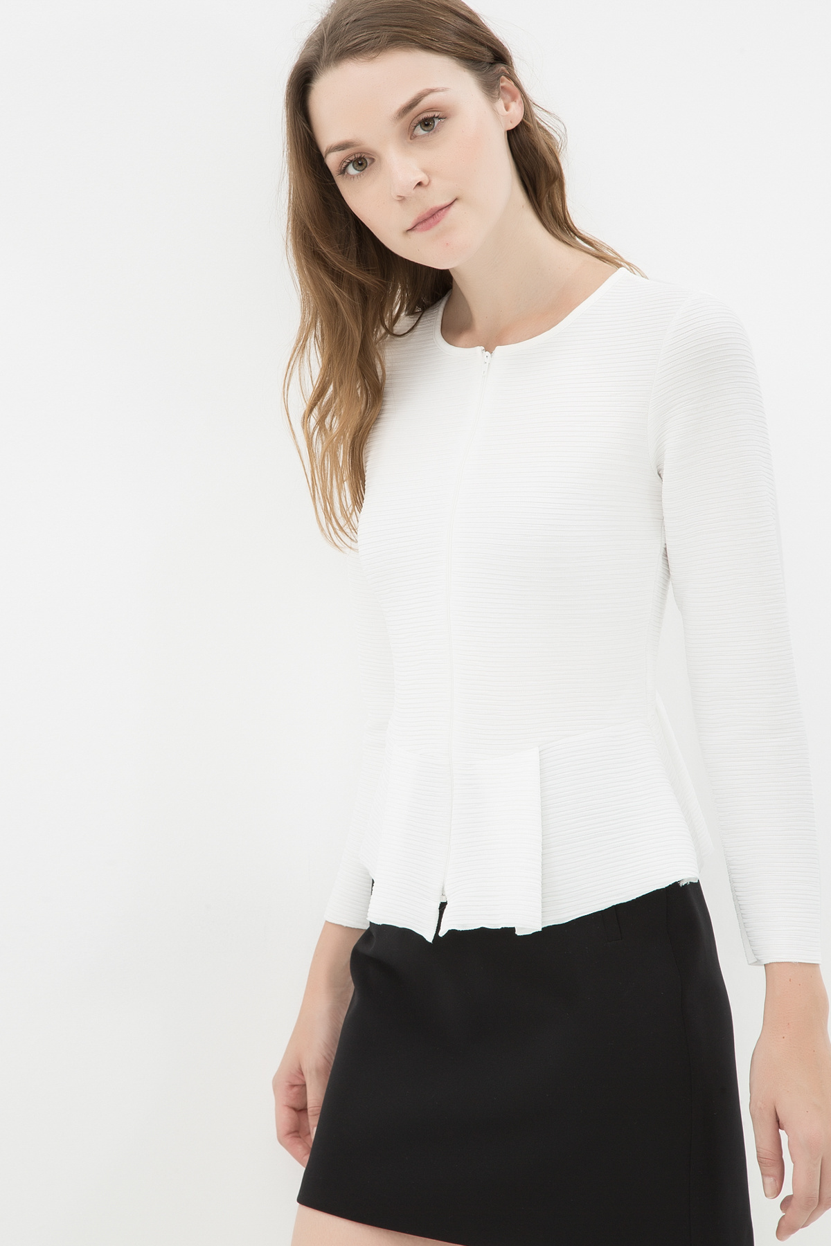 complete the look image