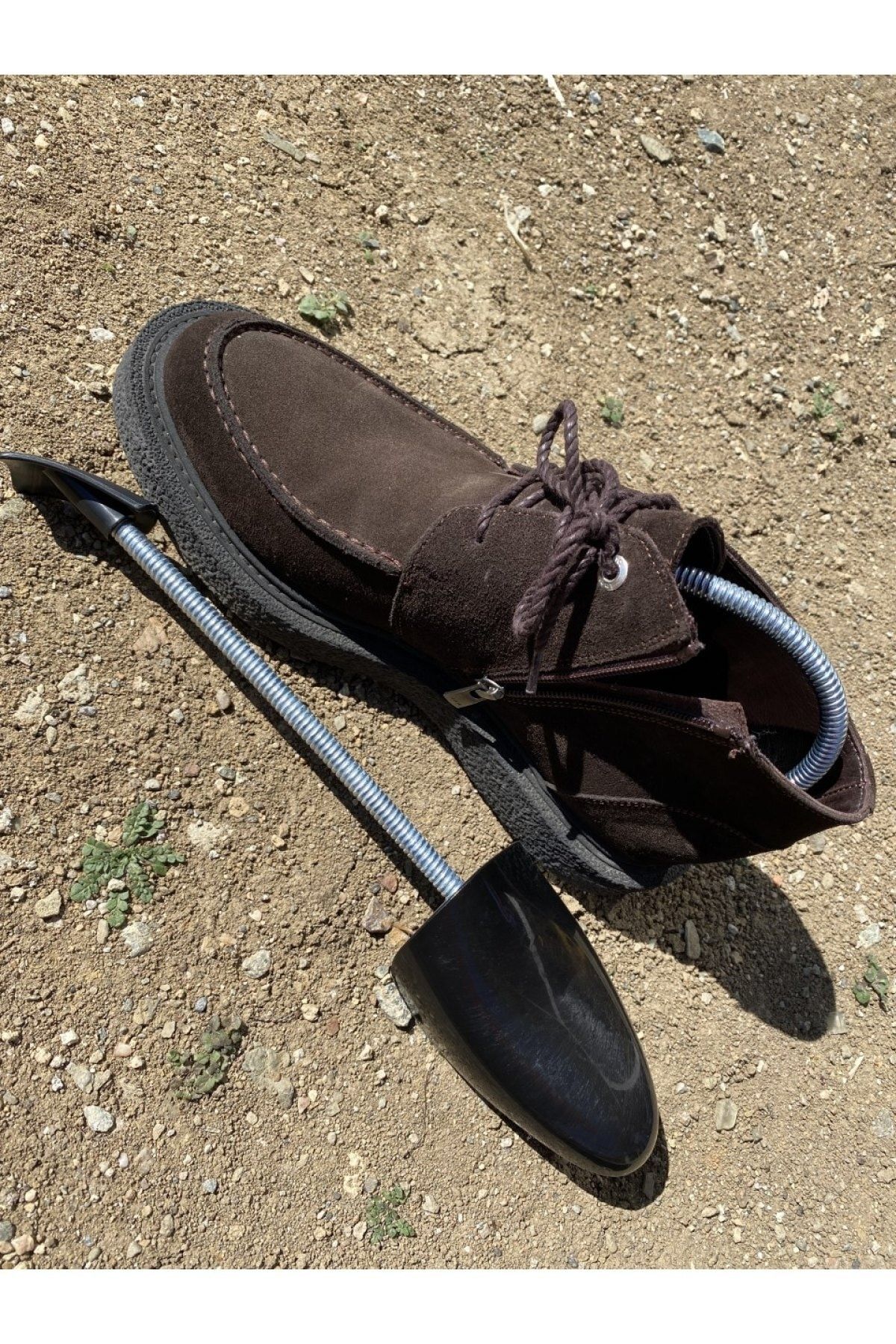 Spring store loaded boots
