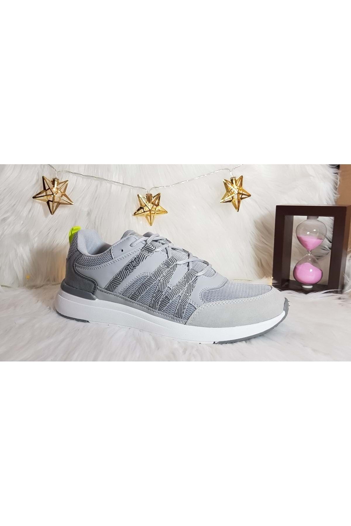 Grey clearance short heels