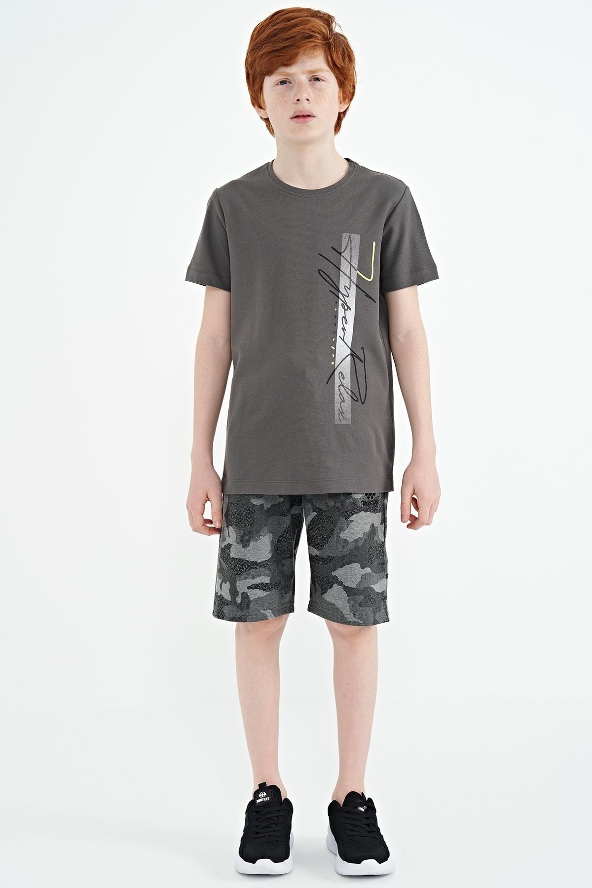 Youth shorts with new arrivals zipper pockets
